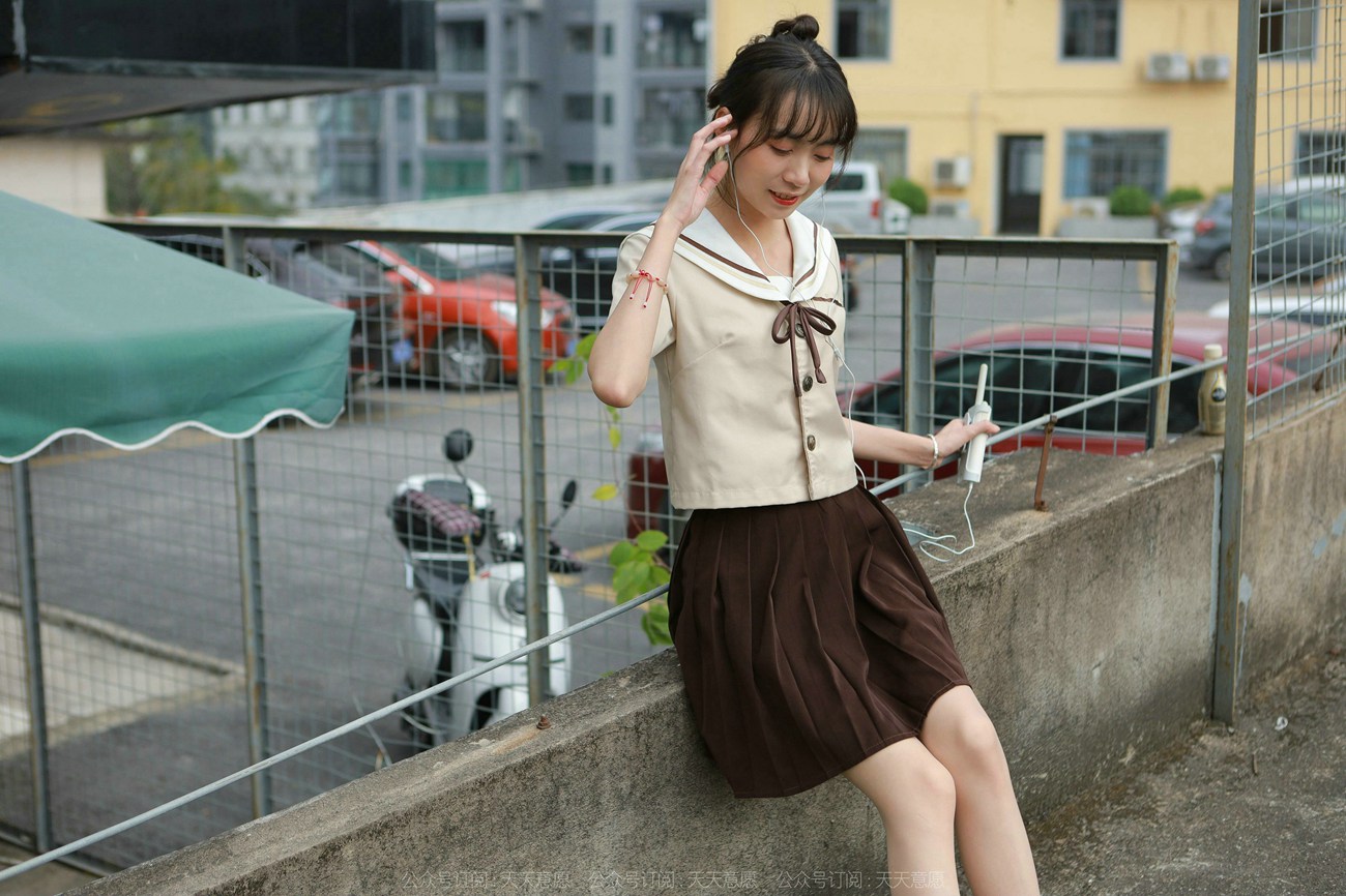 图片[25]-[IESS异思趣向] 2022.02.08 丝享家999：团团《网易云长腿少女》[89P] – 速更版-美库