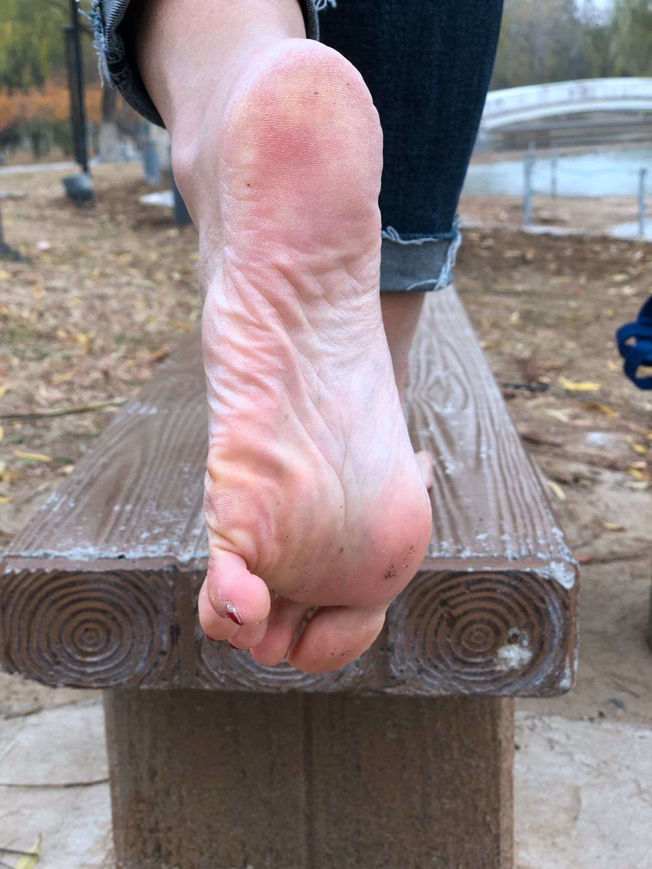 图片[21]-安乔乔儿(Nia乔乔) 红甲裸足[129P] – 速更版-美库