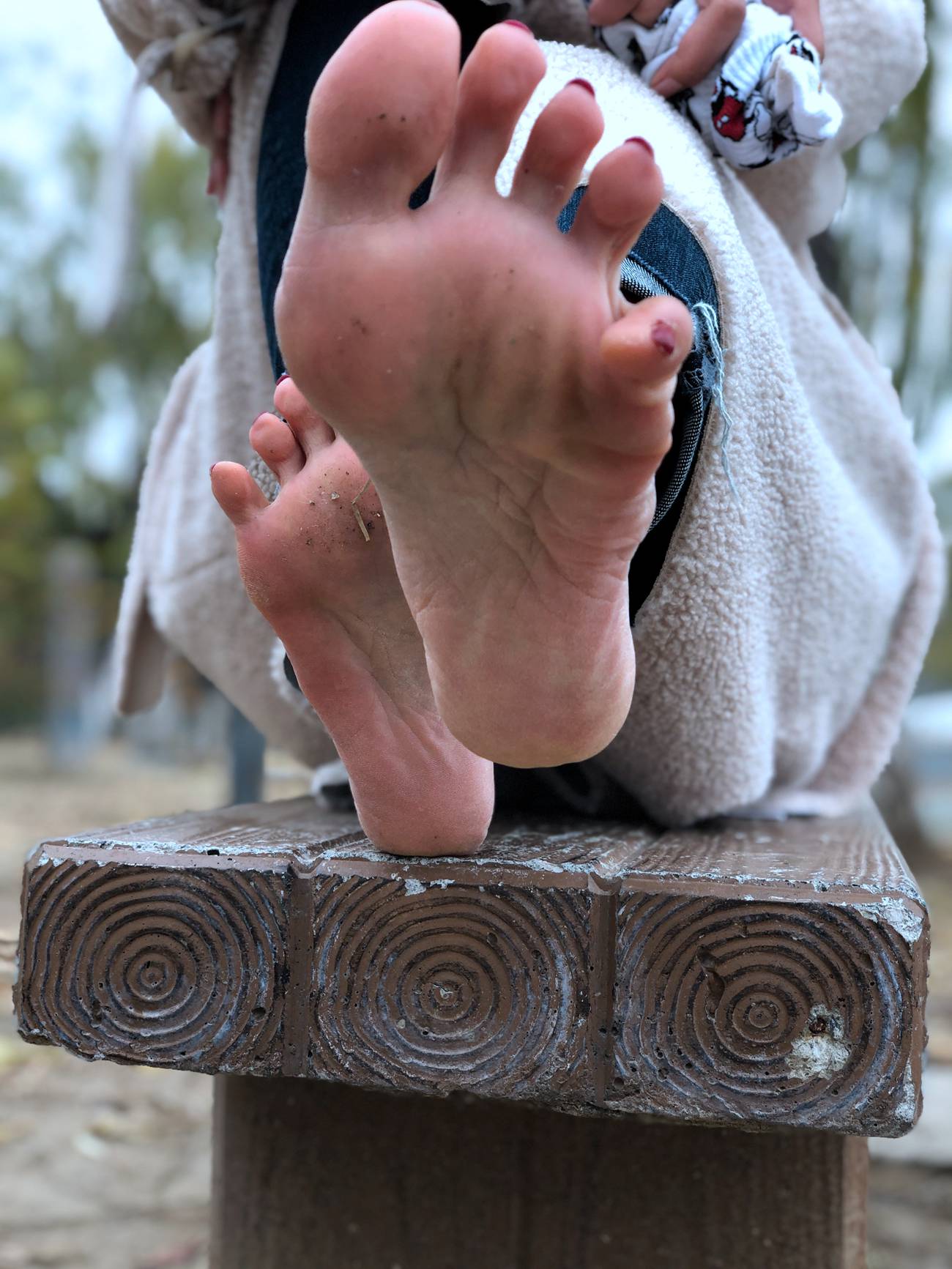 图片[25]-安乔乔儿(Nia乔乔) 红甲裸足[129P] – 速更版-美库