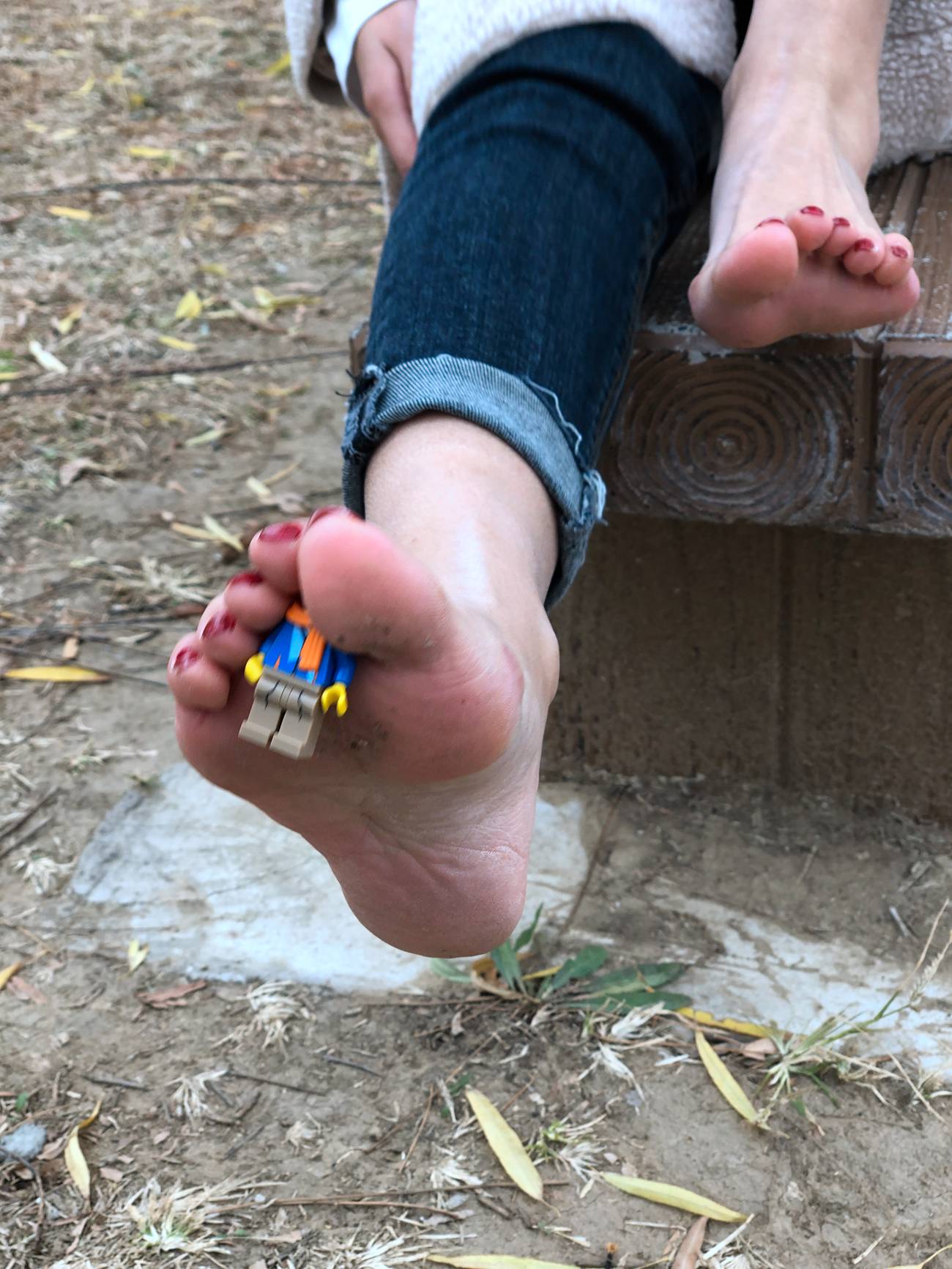 图片[33]-安乔乔儿(Nia乔乔) 红甲裸足[129P] – 速更版-美库