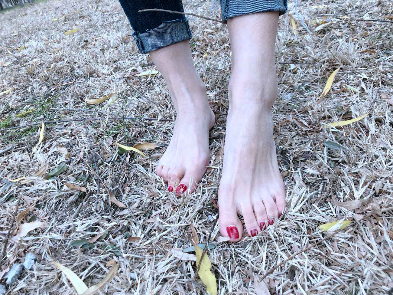 图片[60]-安乔乔儿(Nia乔乔) 红甲裸足[129P] – 速更版-美库