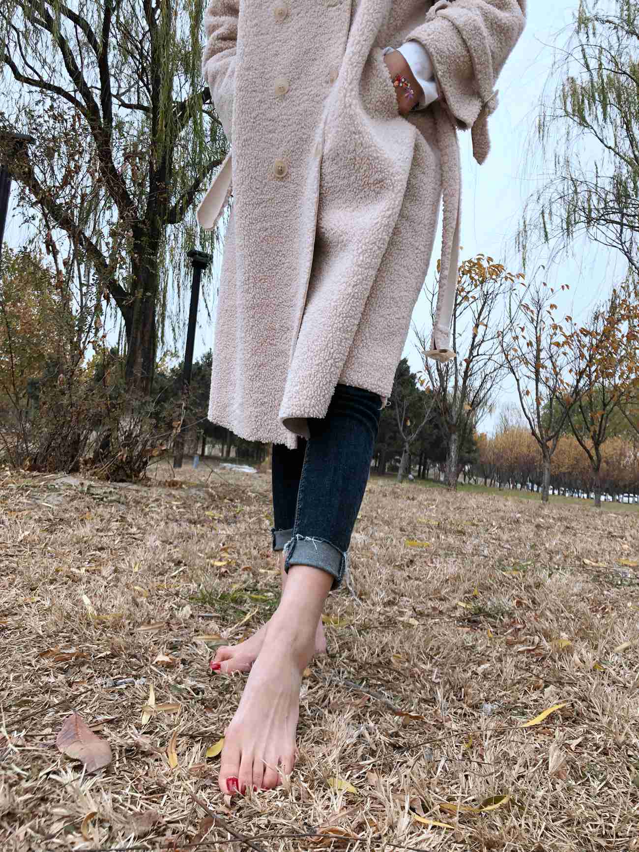 图片[72]-安乔乔儿(Nia乔乔) 红甲裸足[129P] – 速更版-美库