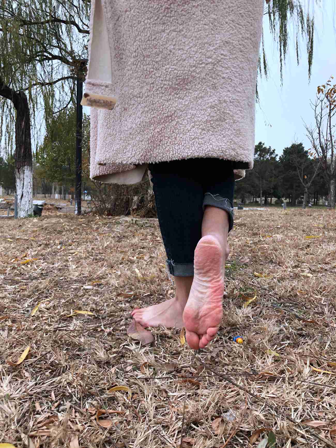 图片[75]-安乔乔儿(Nia乔乔) 红甲裸足[129P] – 速更版-美库