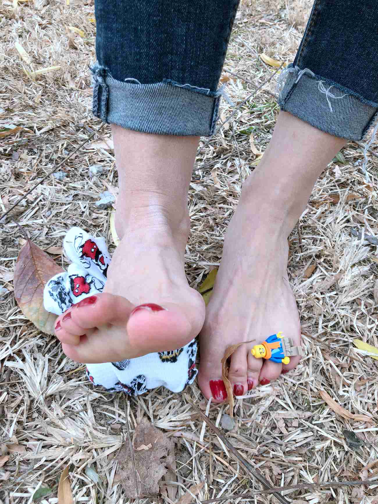 图片[99]-安乔乔儿(Nia乔乔) 红甲裸足[129P] – 速更版-美库