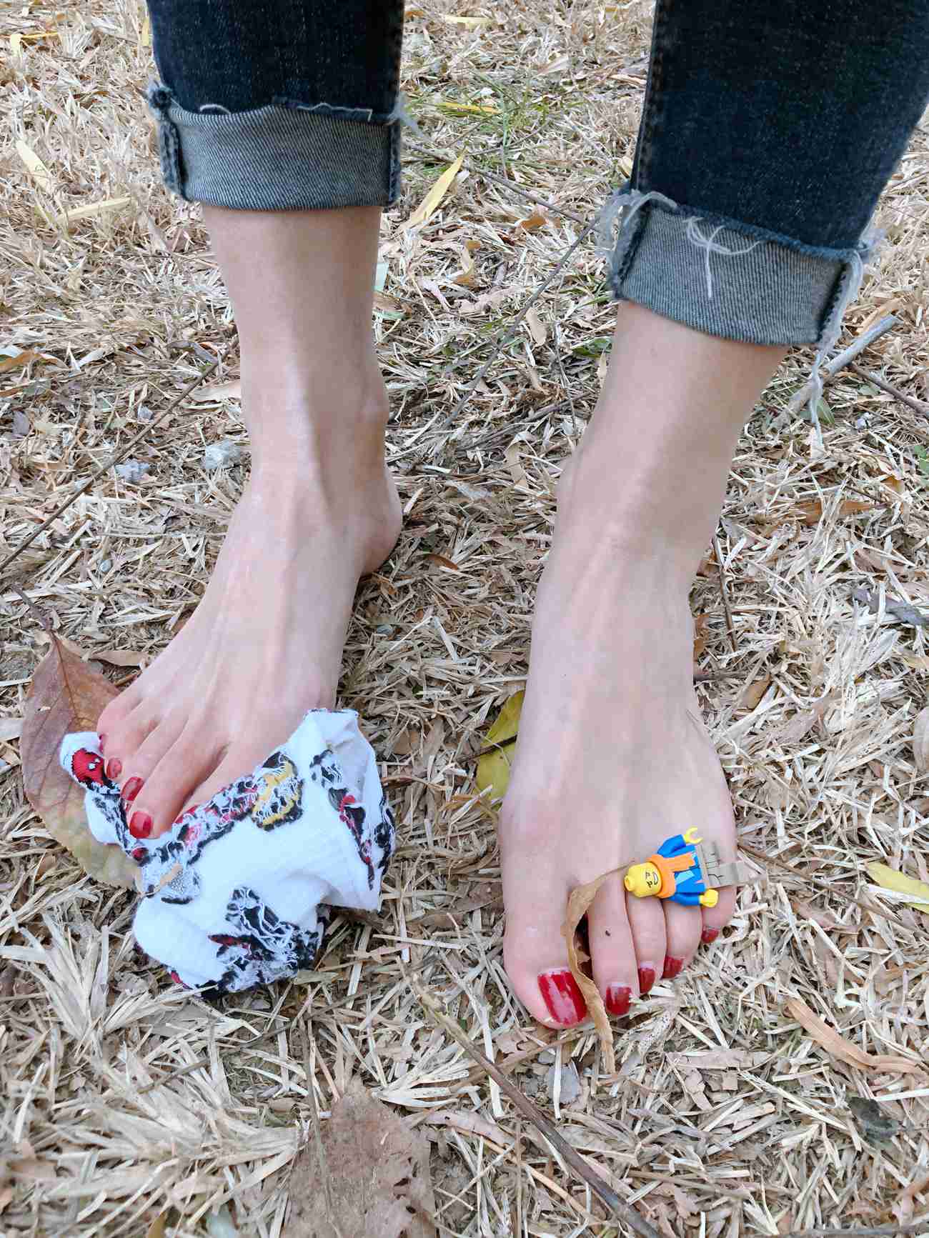 图片[98]-安乔乔儿(Nia乔乔) 红甲裸足[129P] – 速更版-美库