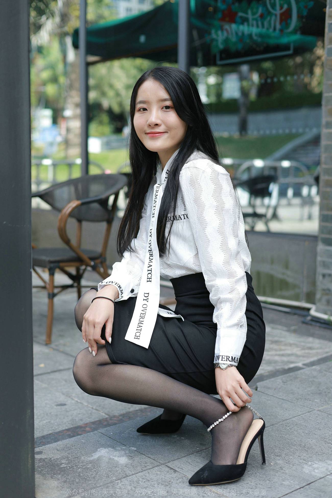 图片[19]-[IESS异思趣向] 2022.02.11 丝享家1002：婉萍《性感OL窄裙》[90P] – 速更版-美库