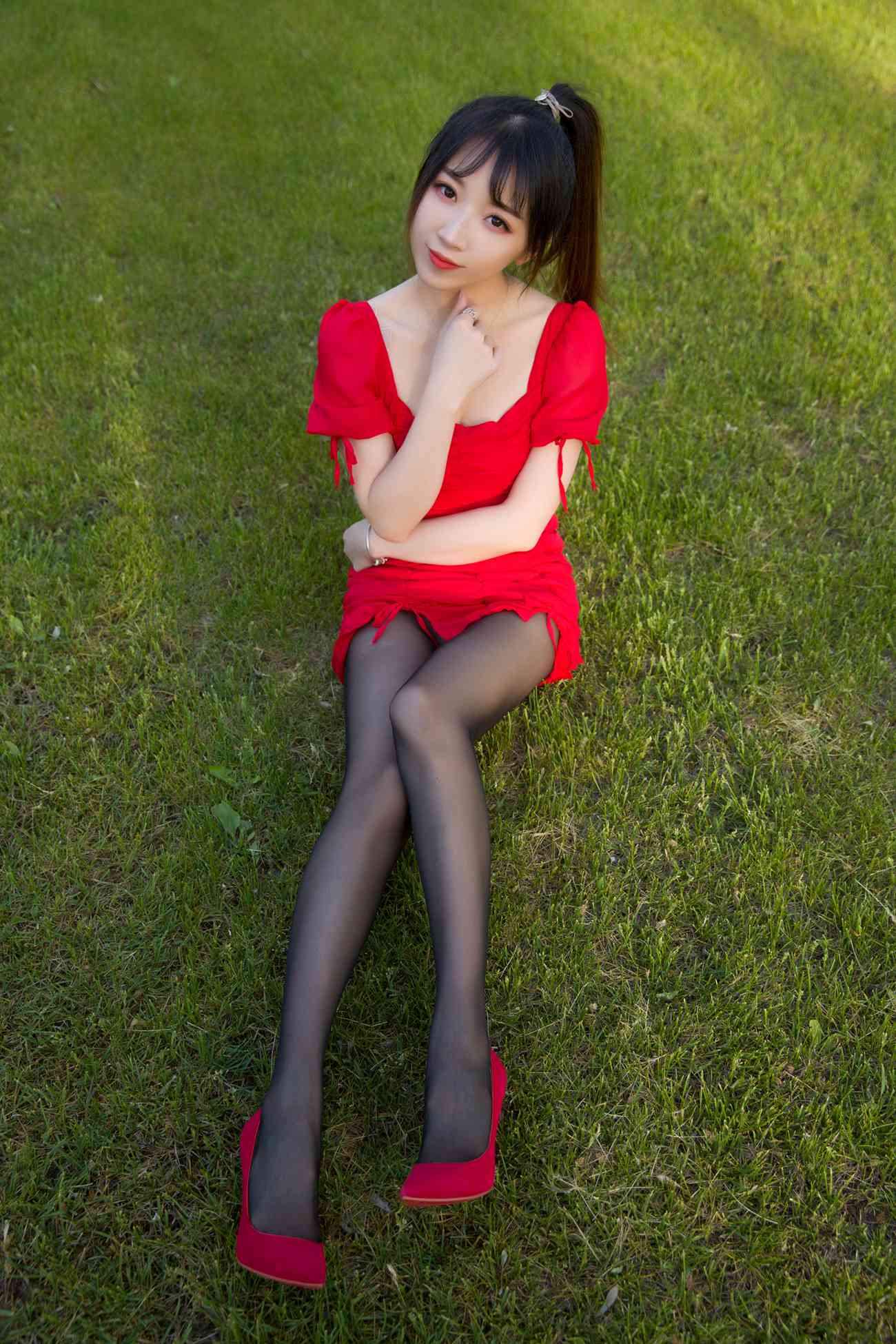 图片[32]-小女巫露娜 – 户外小红裙[66P] – 速更版-美库