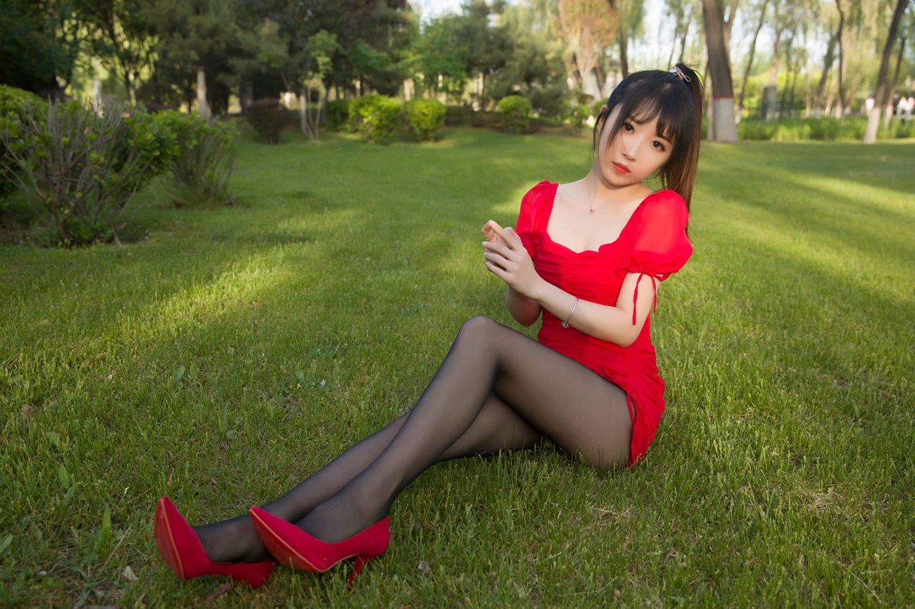 图片[42]-小女巫露娜 – 户外小红裙[66P] – 速更版-美库