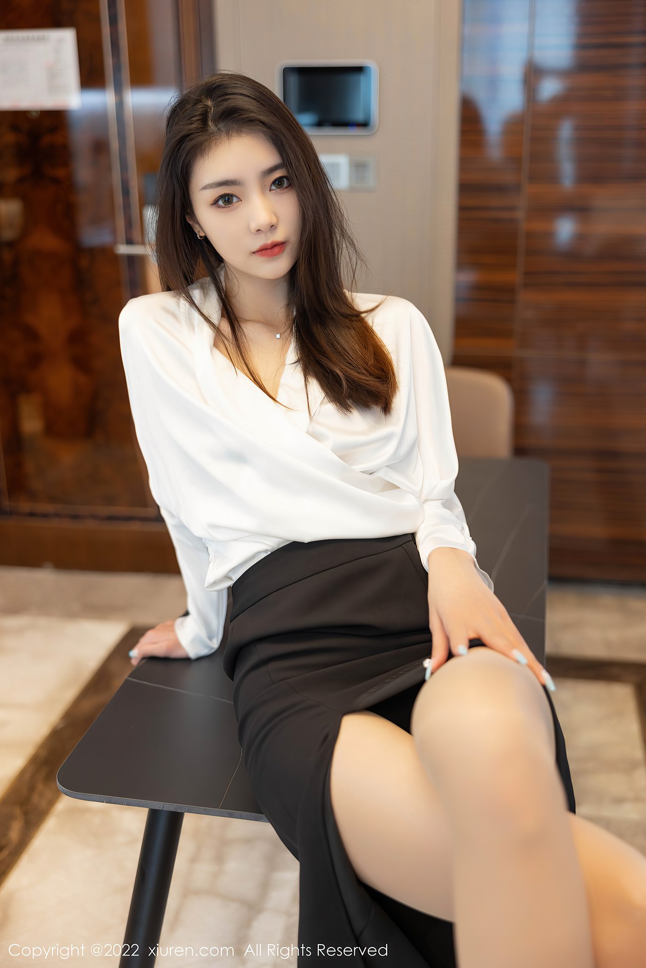 图片[37]-[Xiuren秀人网]2022.04.14 NO.4869 可樂Vicky[70+1P] – 速更版-美库