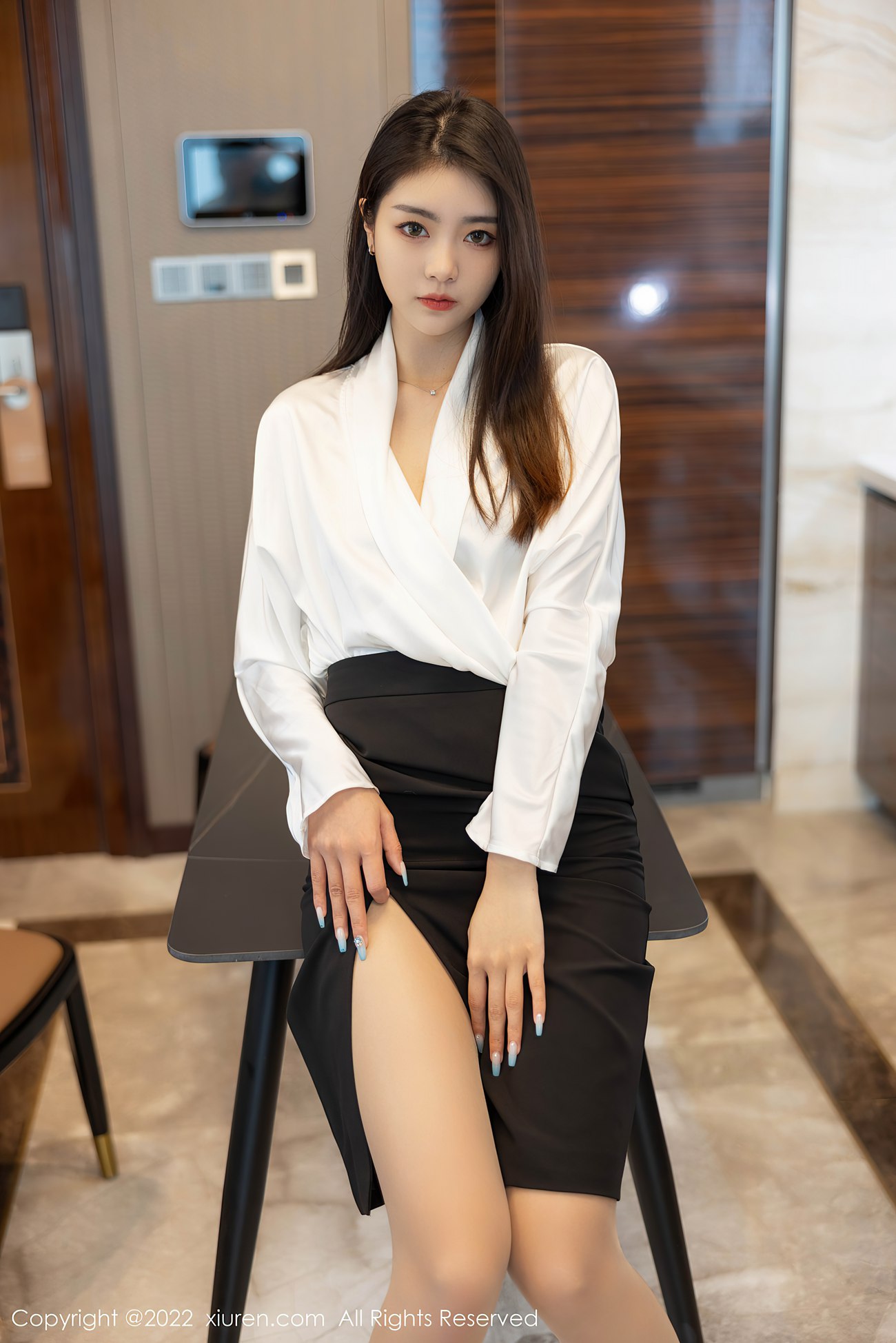 图片[71]-[Xiuren秀人网]2022.04.14 NO.4869 可樂Vicky[70+1P] – 速更版-美库