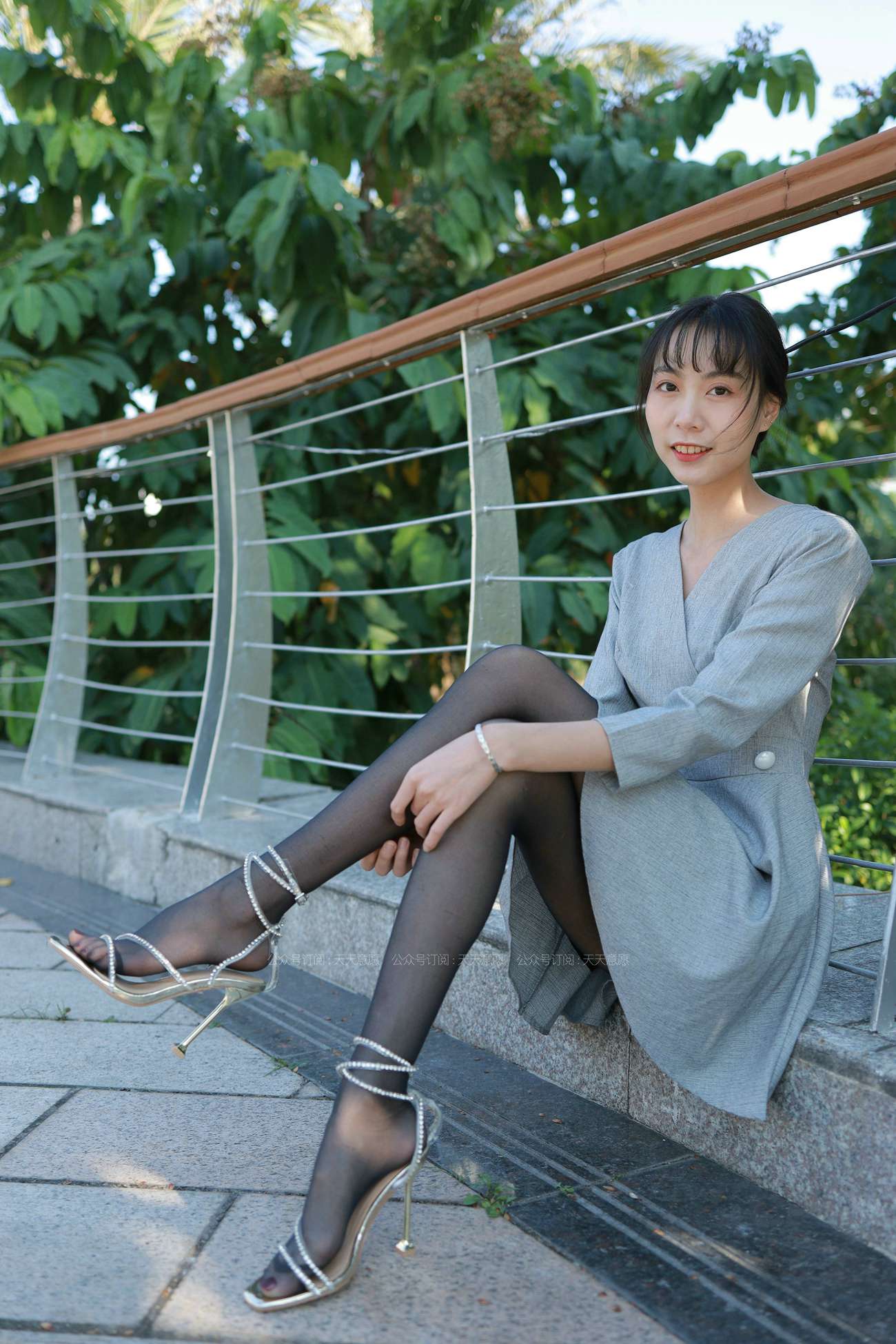 图片[62]-[IESS异思趣向] 2022.02.15 丝享家1005：团团《暖阳下的黑色丝念》[92P] – 速更版-美库