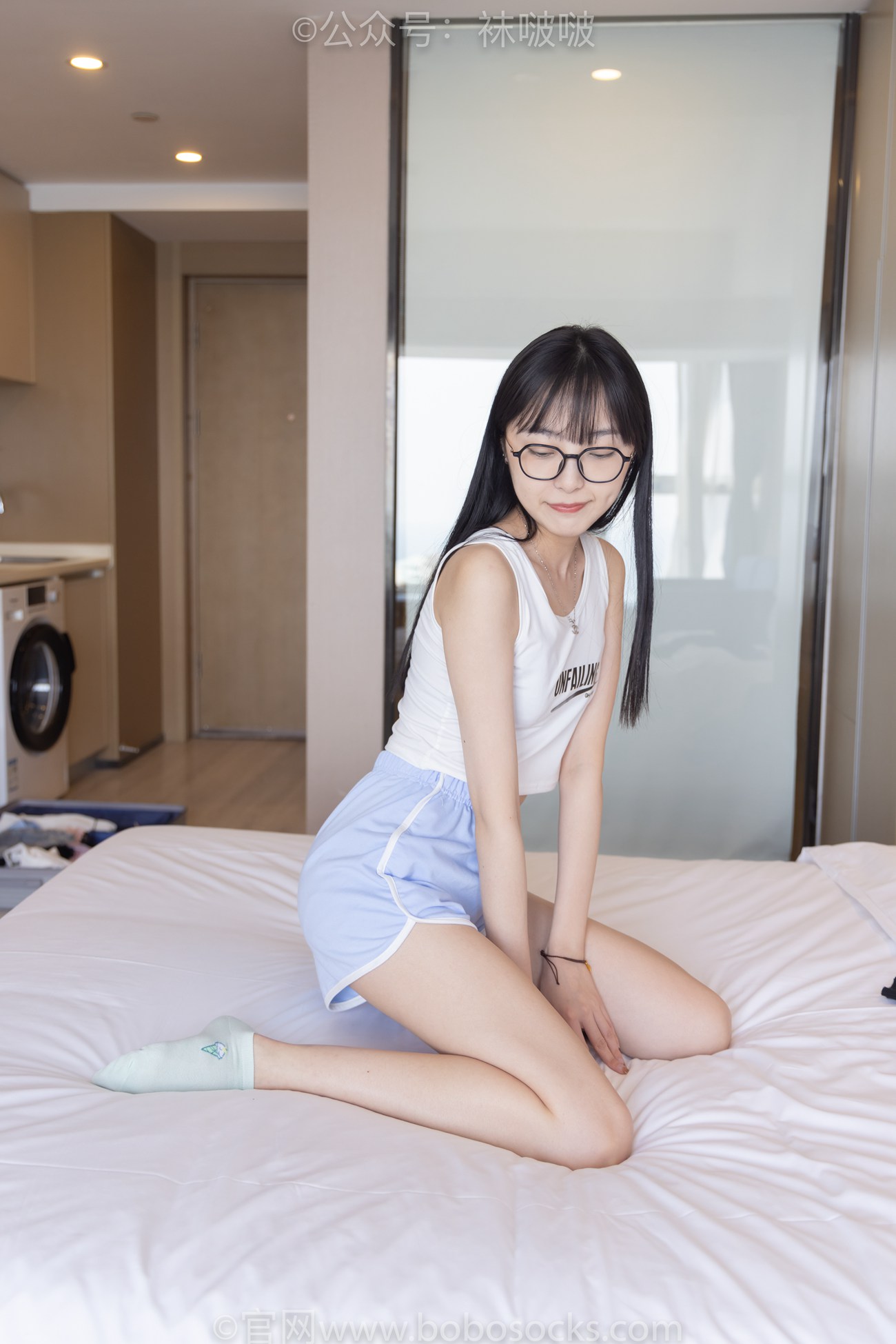 图片[35]-[BoBoSocks袜啵啵]NO.081 稚予- AJ、浅黄色短棉袜、浅蓝色短棉袜、裸足（花絮版）[145P] – 速更版-美库