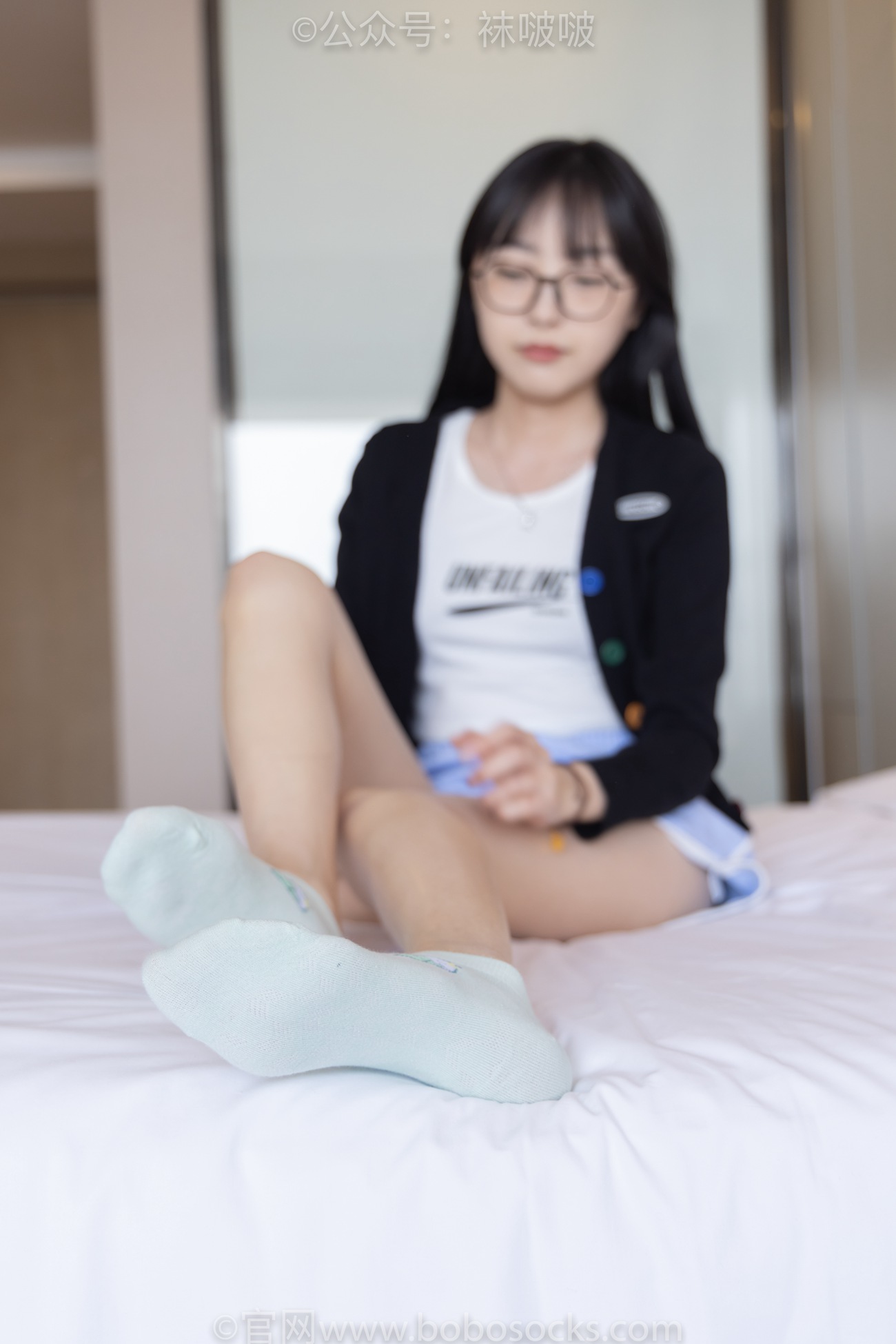 图片[37]-[BoBoSocks袜啵啵]NO.081 稚予- AJ、浅黄色短棉袜、浅蓝色短棉袜、裸足（花絮版）[145P] – 速更版-美库