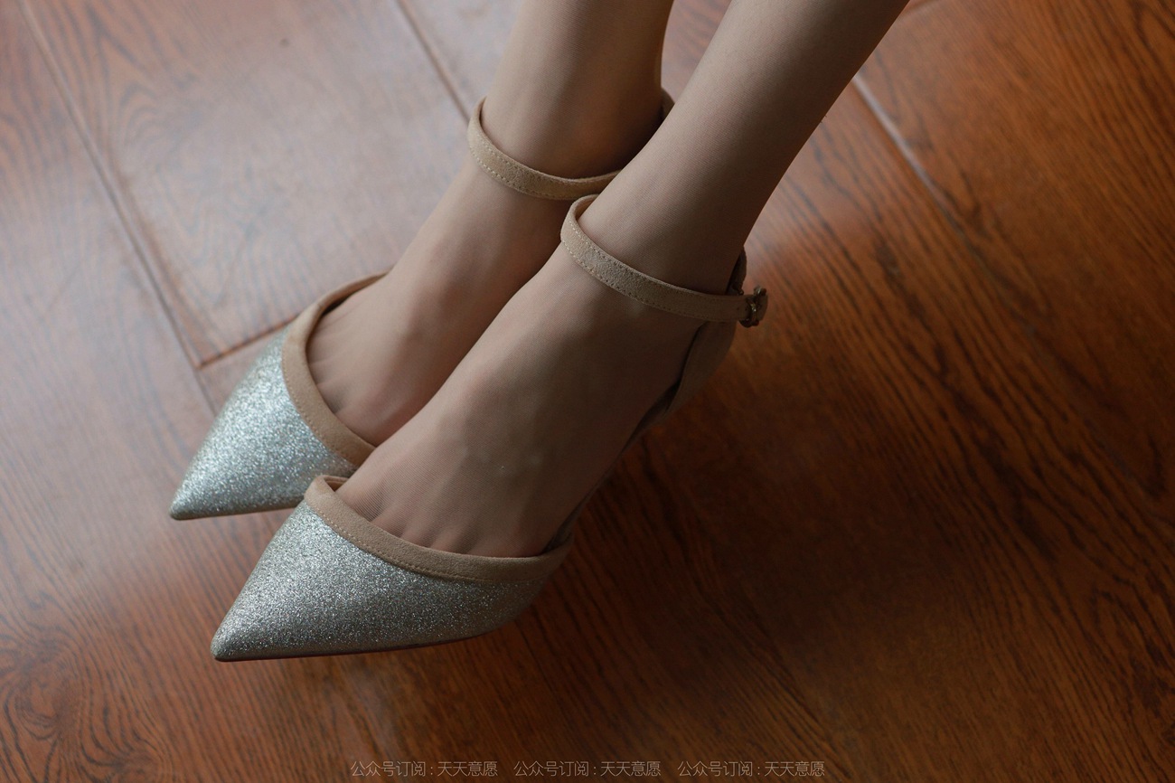 图片[56]-[IESS异思趣向] 2022.02.20 丝享家1008：团团《长腿琴艺美女》[98P] – 速更版-美库