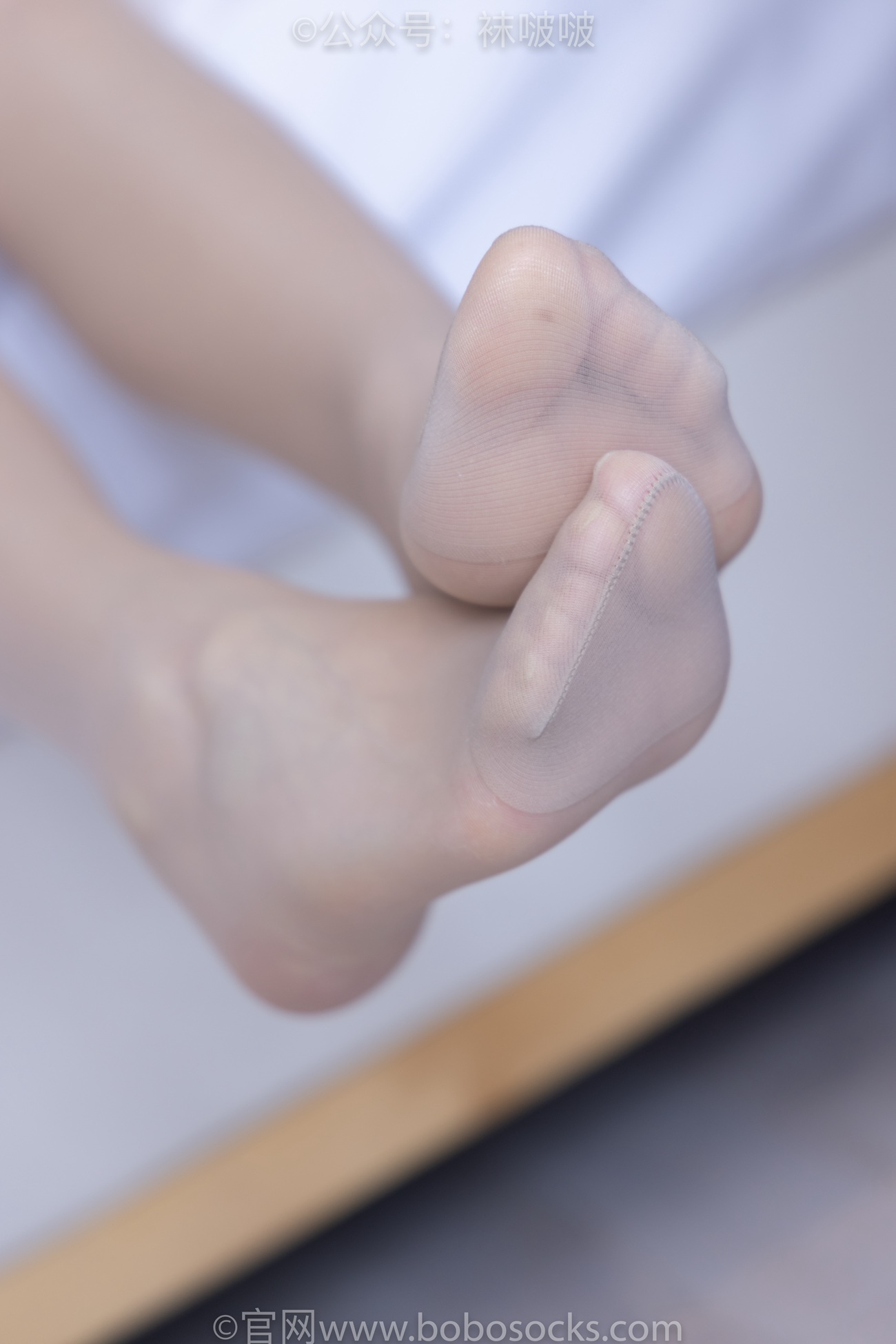 图片[31]-[BoBoSocks袜啵啵]NO.082 小甜豆-旗袍、皮底鞋、高跟鞋、肉丝[140P] – 速更版-美库