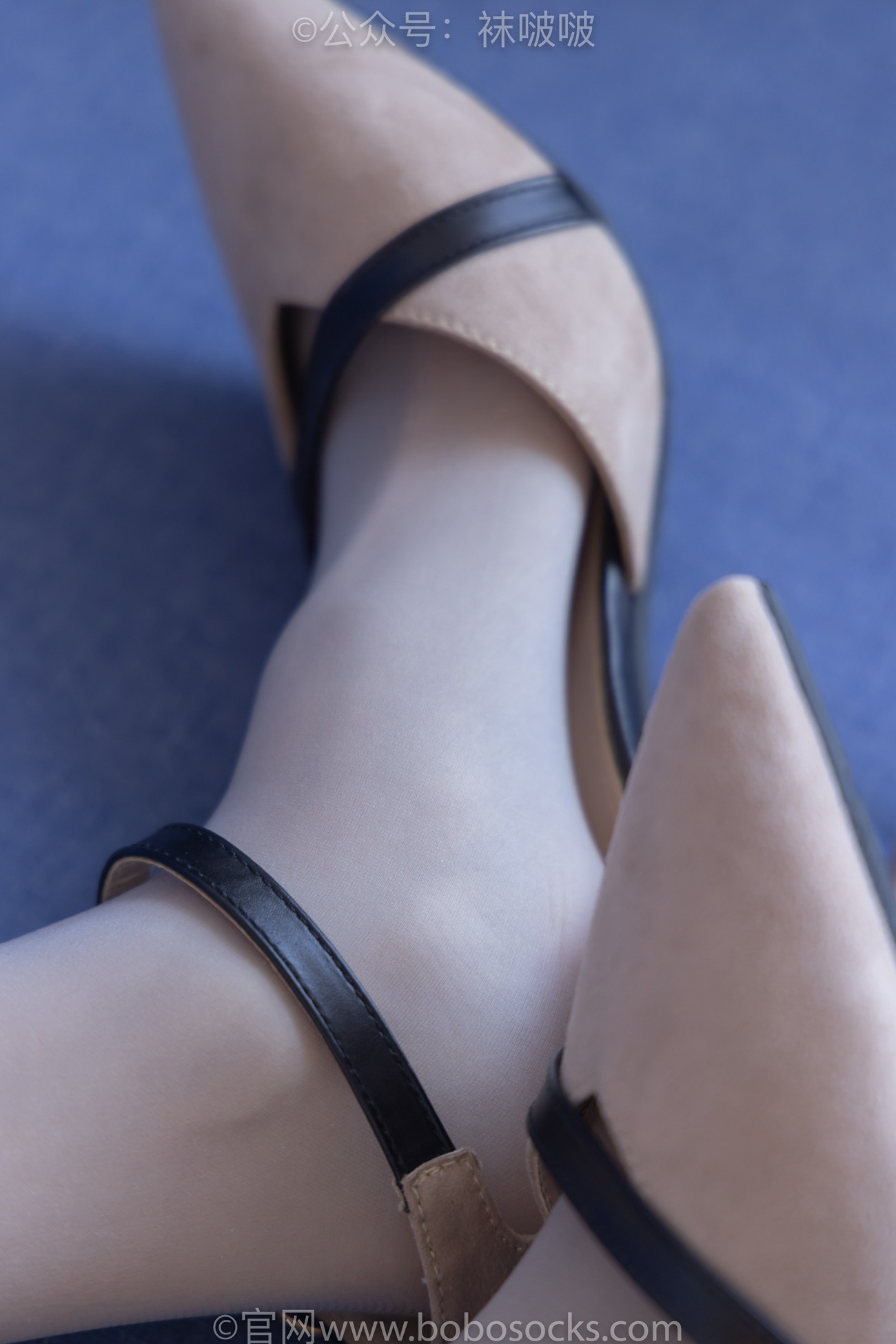 图片[18]-[BoBoSocks袜啵啵]NO.083 稚予-高跟鞋、凉鞋、白丝、裸足涂白色指甲油剧情[140P] – 速更版-美库