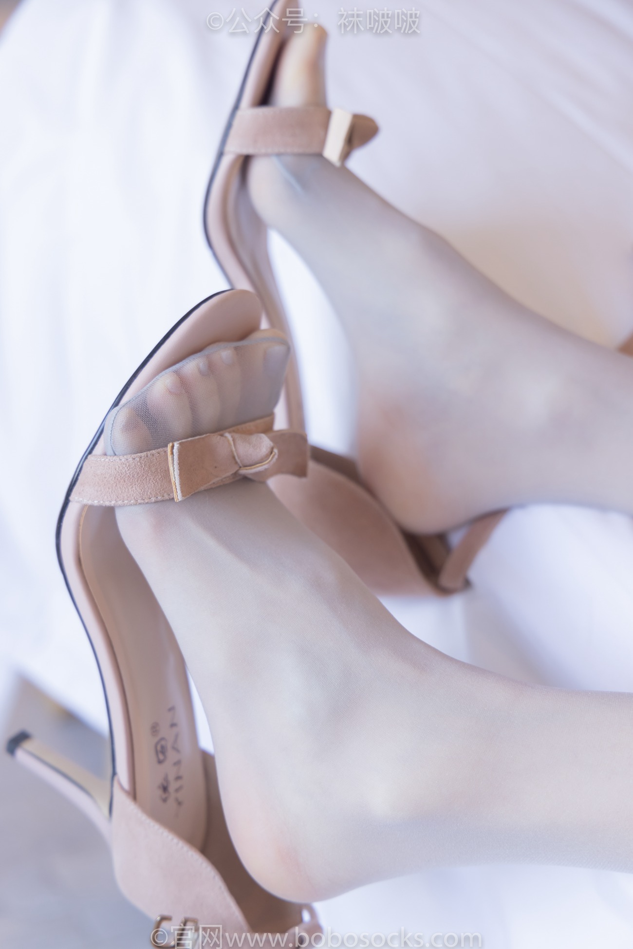 图片[46]-[BoBoSocks袜啵啵]NO.083 稚予-高跟鞋、凉鞋、白丝、裸足涂白色指甲油剧情[140P] – 速更版-美库