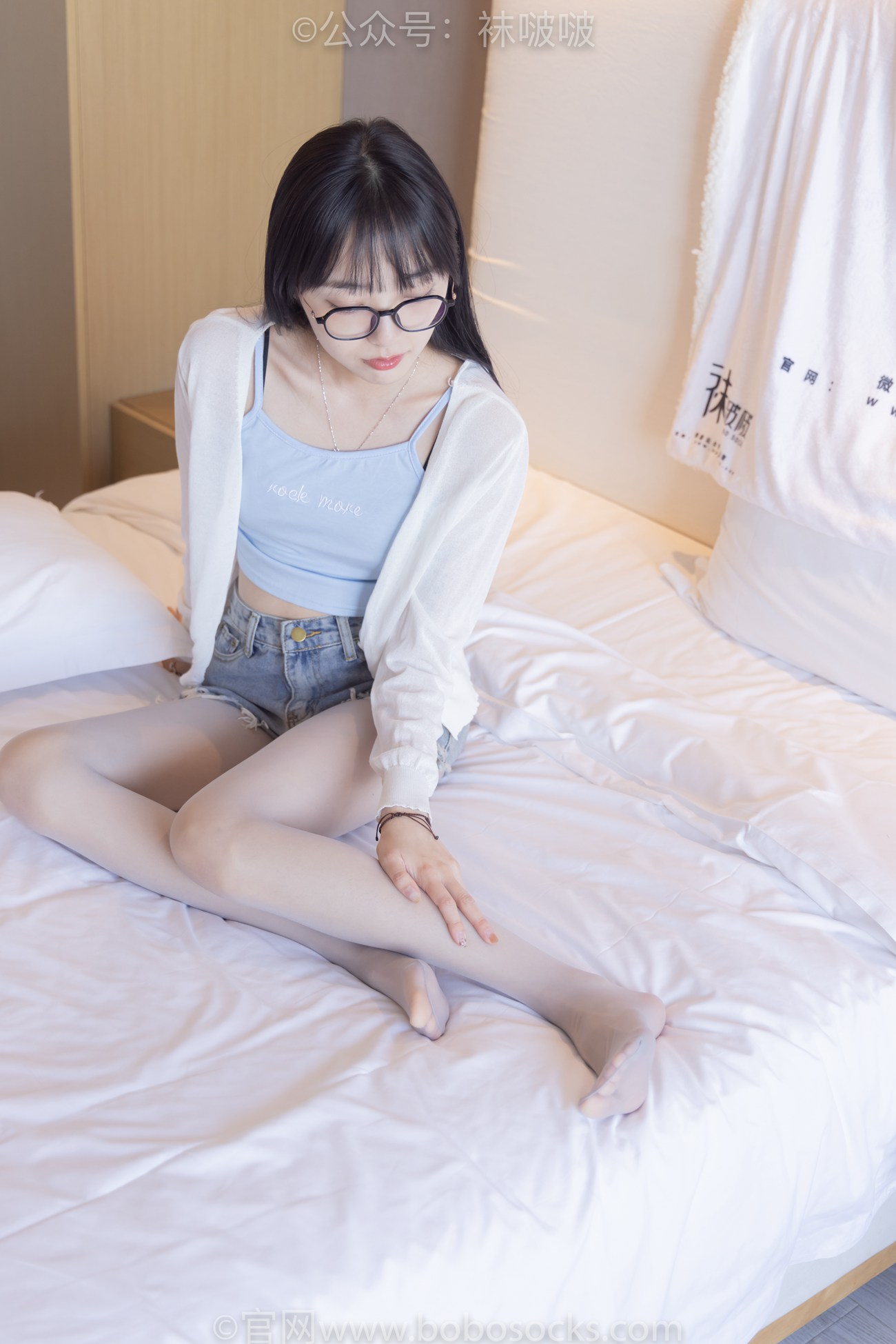 图片[53]-[BoBoSocks袜啵啵]NO.083 稚予-高跟鞋、凉鞋、白丝、裸足涂白色指甲油剧情[140P] – 速更版-美库