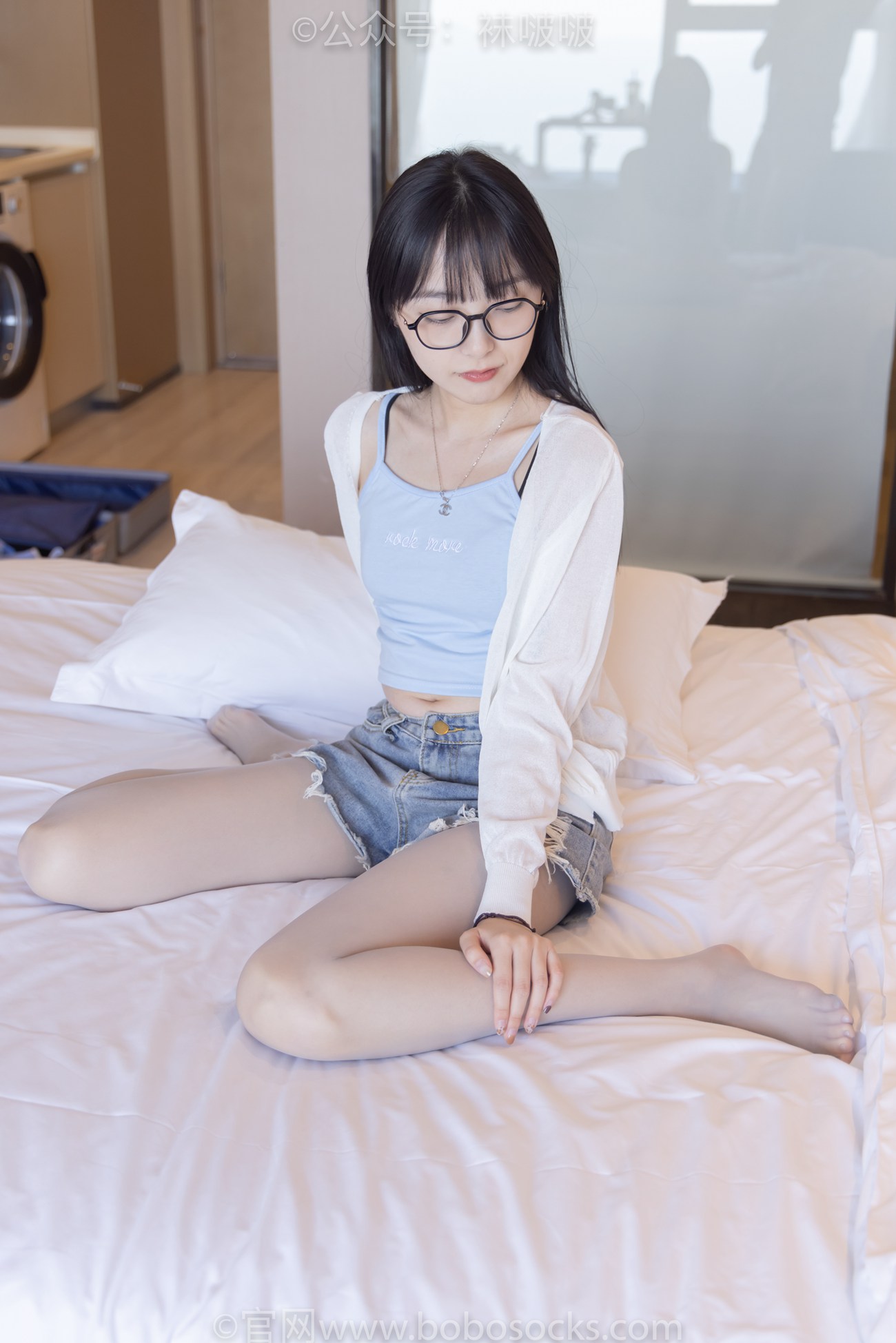 图片[73]-[BoBoSocks袜啵啵]NO.083 稚予-高跟鞋、凉鞋、白丝、裸足涂白色指甲油剧情[140P] – 速更版-美库