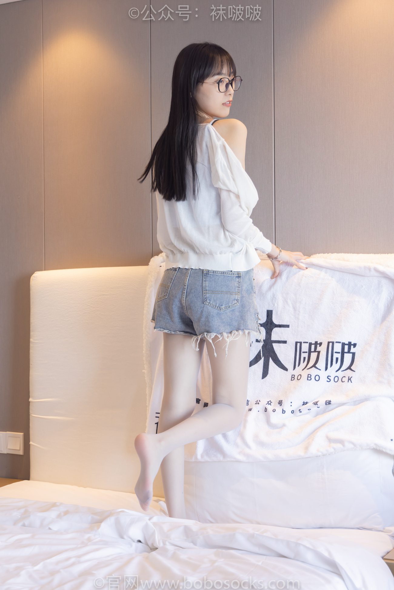 图片[97]-[BoBoSocks袜啵啵]NO.083 稚予-高跟鞋、凉鞋、白丝、裸足涂白色指甲油剧情[140P] – 速更版-美库