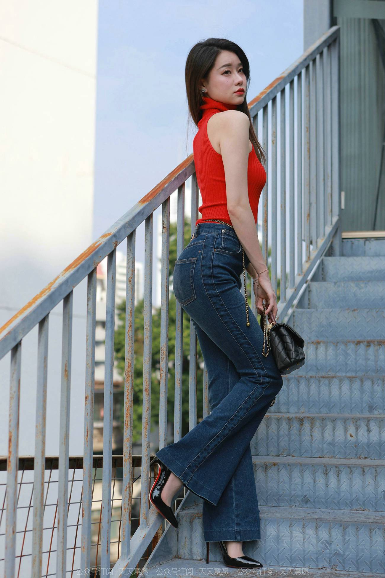 图片[38]-[IESS异思趣向] 2022.02.24 丝享家1011：佳爷《红底高跟库里丝》[92P] – 速更版-美库