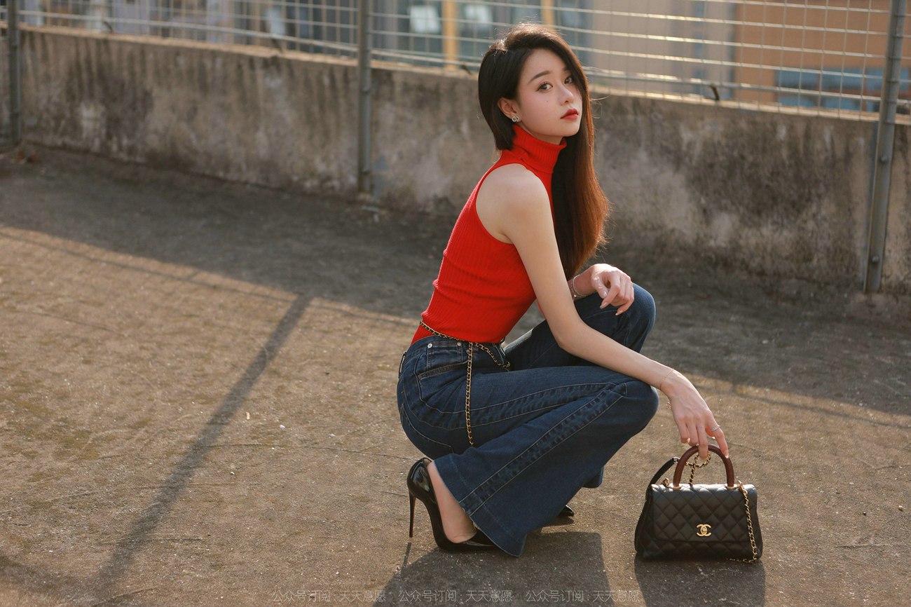 图片[83]-[IESS异思趣向] 2022.02.24 丝享家1011：佳爷《红底高跟库里丝》[92P] – 速更版-美库