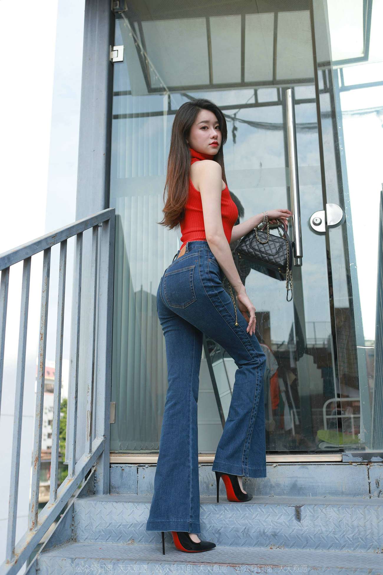 图片[86]-[IESS异思趣向] 2022.02.24 丝享家1011：佳爷《红底高跟库里丝》[92P] – 速更版-美库