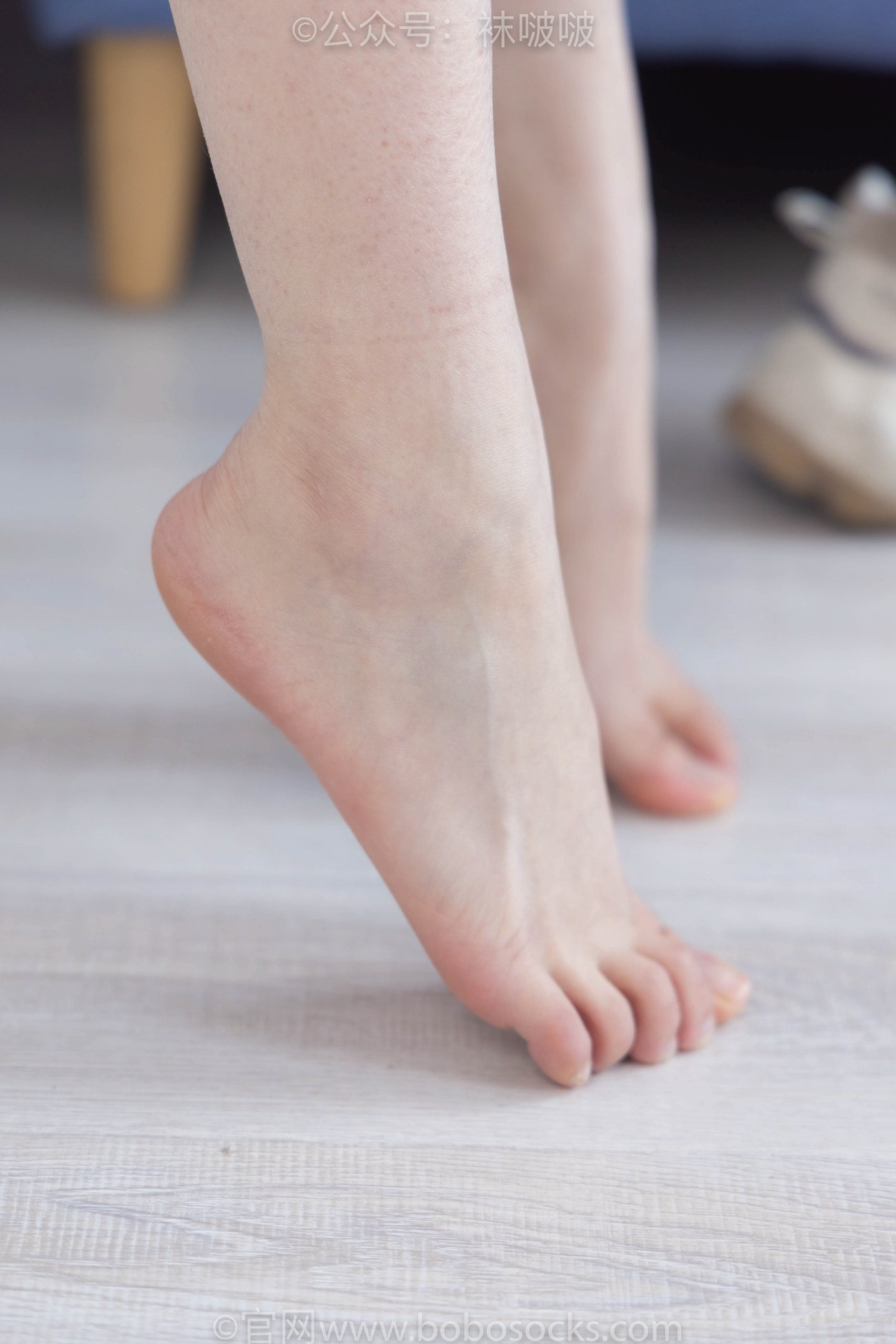 图片[129]-[BoBoSocks袜啵啵]NO.084 苏苏-运动鞋、日常所穿白棉袜、裸足[140P] – 速更版-美库