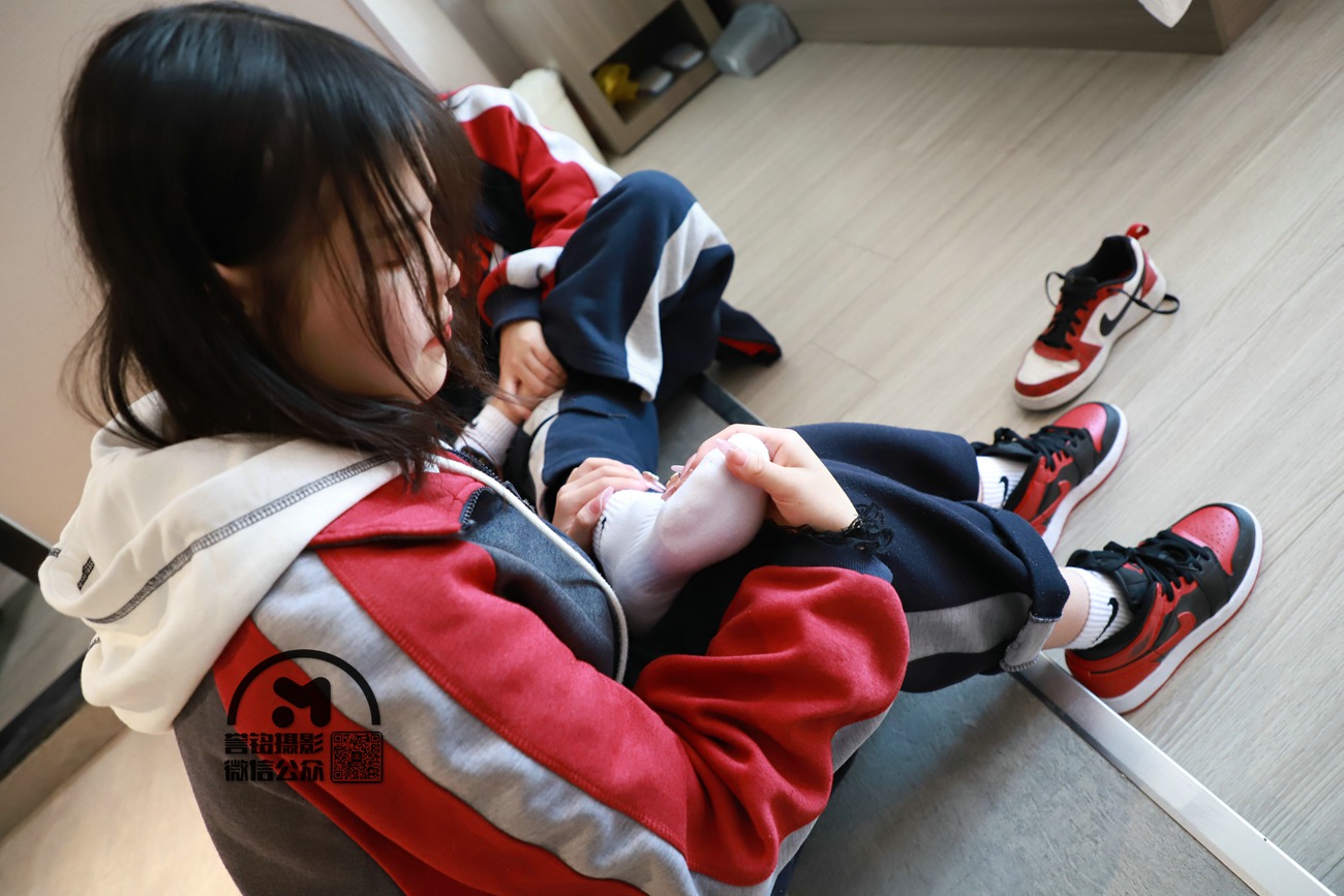 图片[25]-[誉铭传媒]袜足摄影 2021年《06.01六一专享》[110P] – 速更版-美库