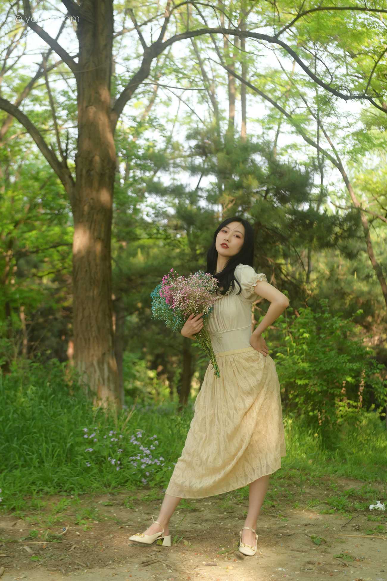 图片[25]-[YALAYI雅拉伊]2022.06.15 NO.944 气息 佳佳[37+1P] – 速更版-美库