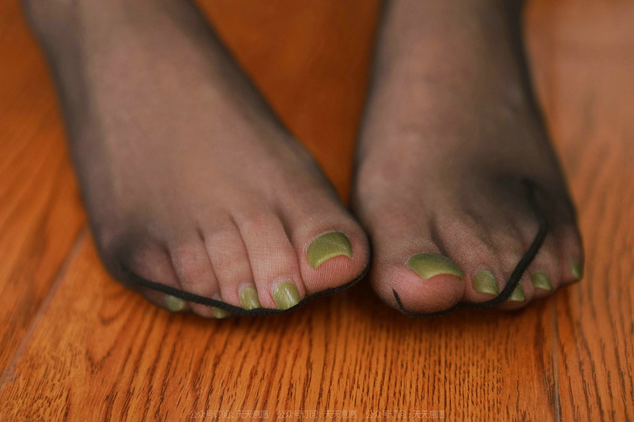 图片[35]-[IESS异思趣向] 2022.02.25 丝享家1012：姗姗《美腿女同事》[84P] – 速更版-美库