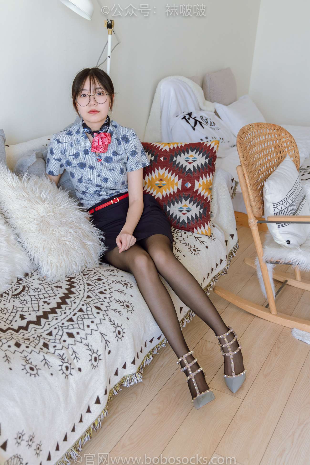 图片[19]-[BoBoSocks袜啵啵]NO.087 小甜豆-空姐制服、高跟鞋、黑丝[130P] – 速更版-美库