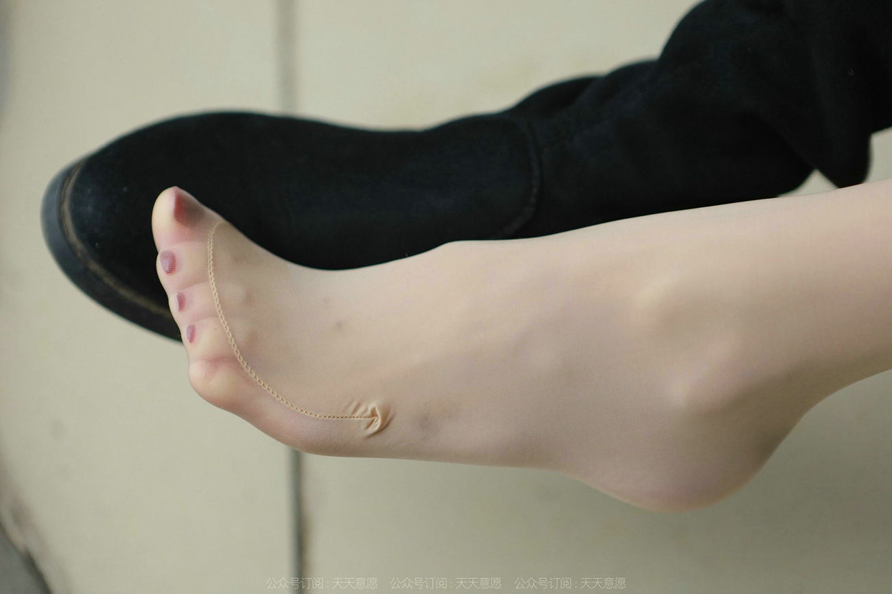 图片[51]-[IESS异思趣向] 2022.02.28 丝享家1014：团团《长靴肉丝》[88P] – 速更版-美库