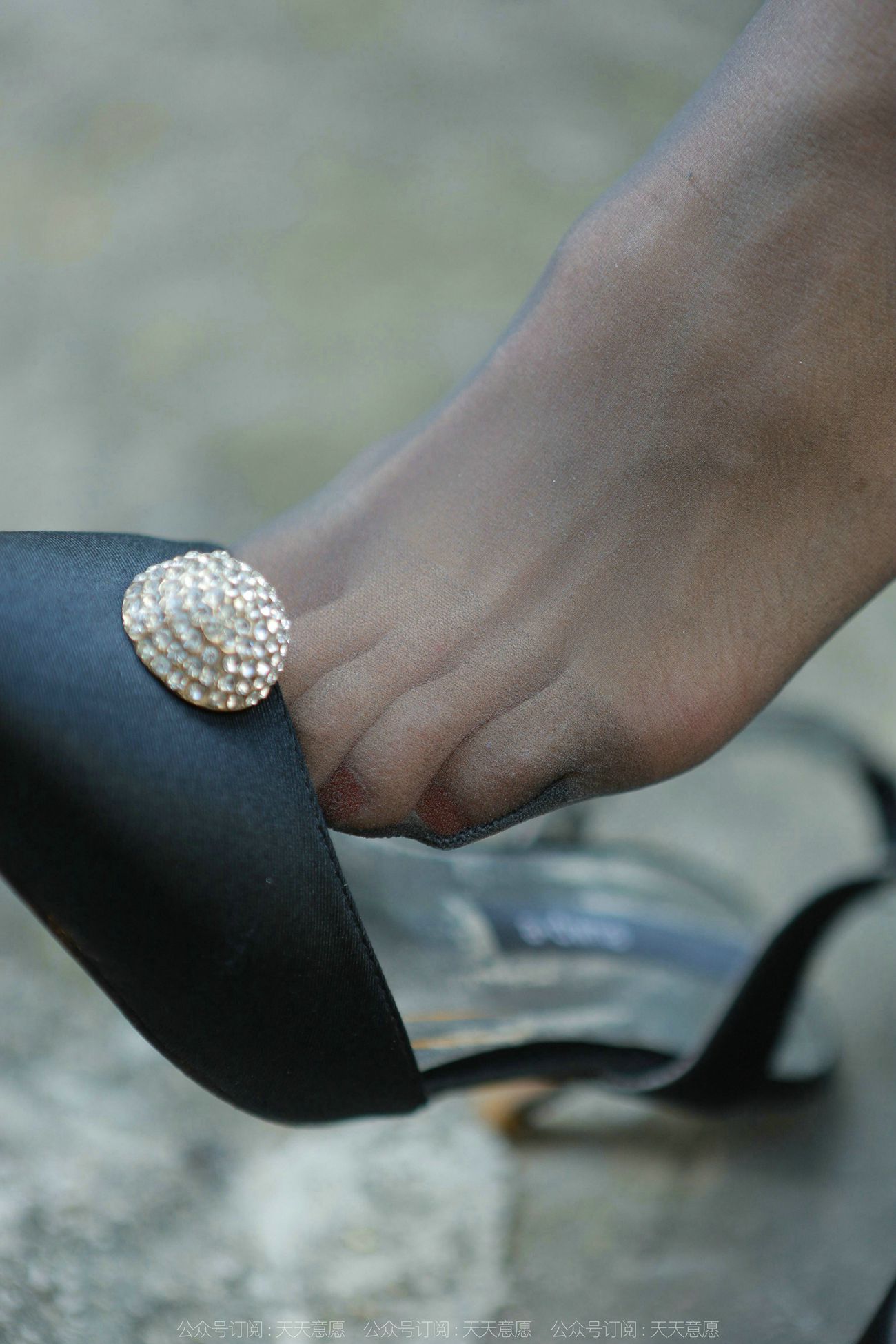 图片[10]-[IESS异思趣向] 2022.02.29 丝享家1015：美子《职业包臀裙黑丝》[98P] – 速更版-美库