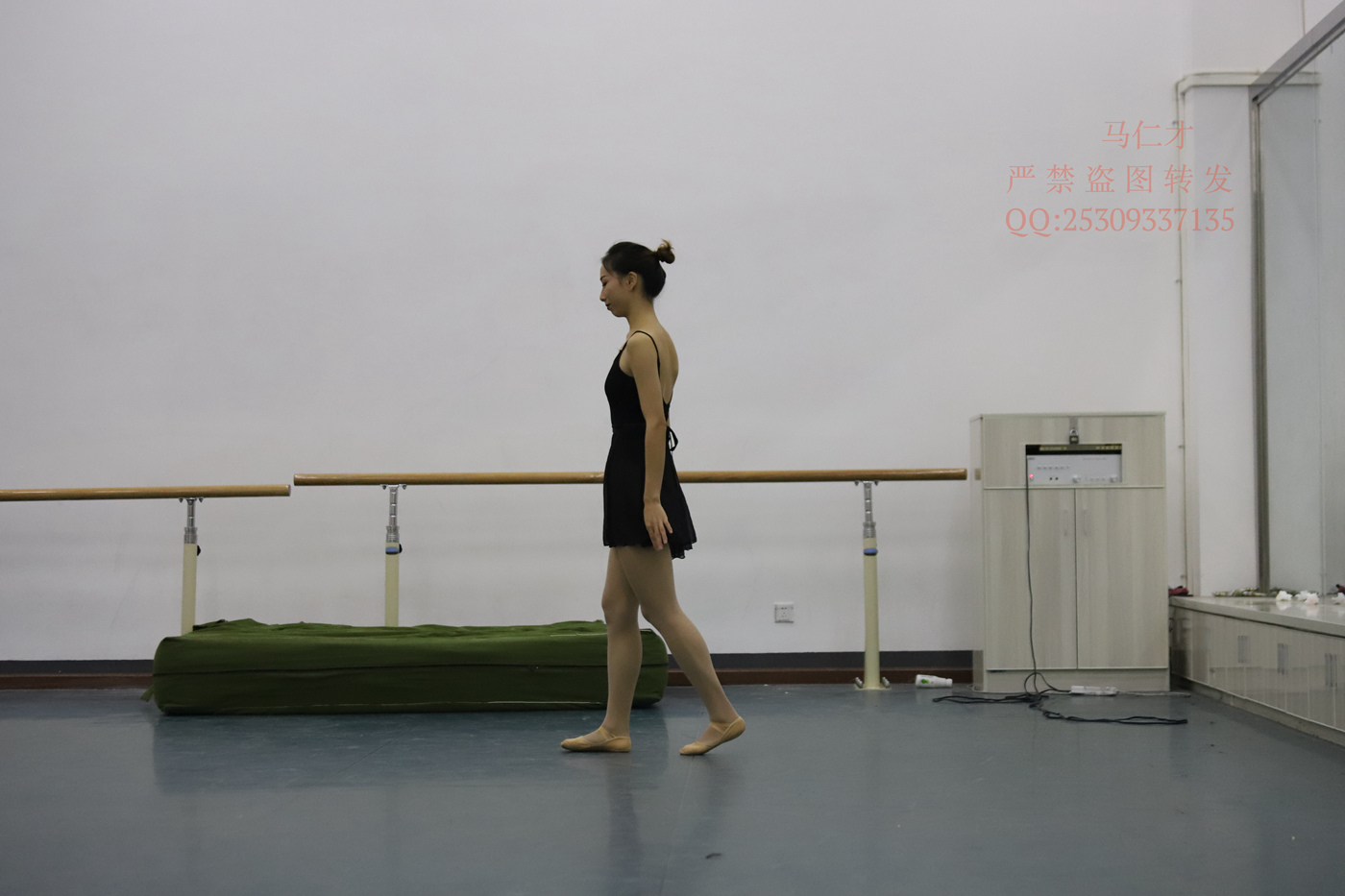 图片[102]-大西瓜爱牙膏-2018 9月活动 模特2（二） 肉丝 舞蹈 [259P] – 速更版-美库