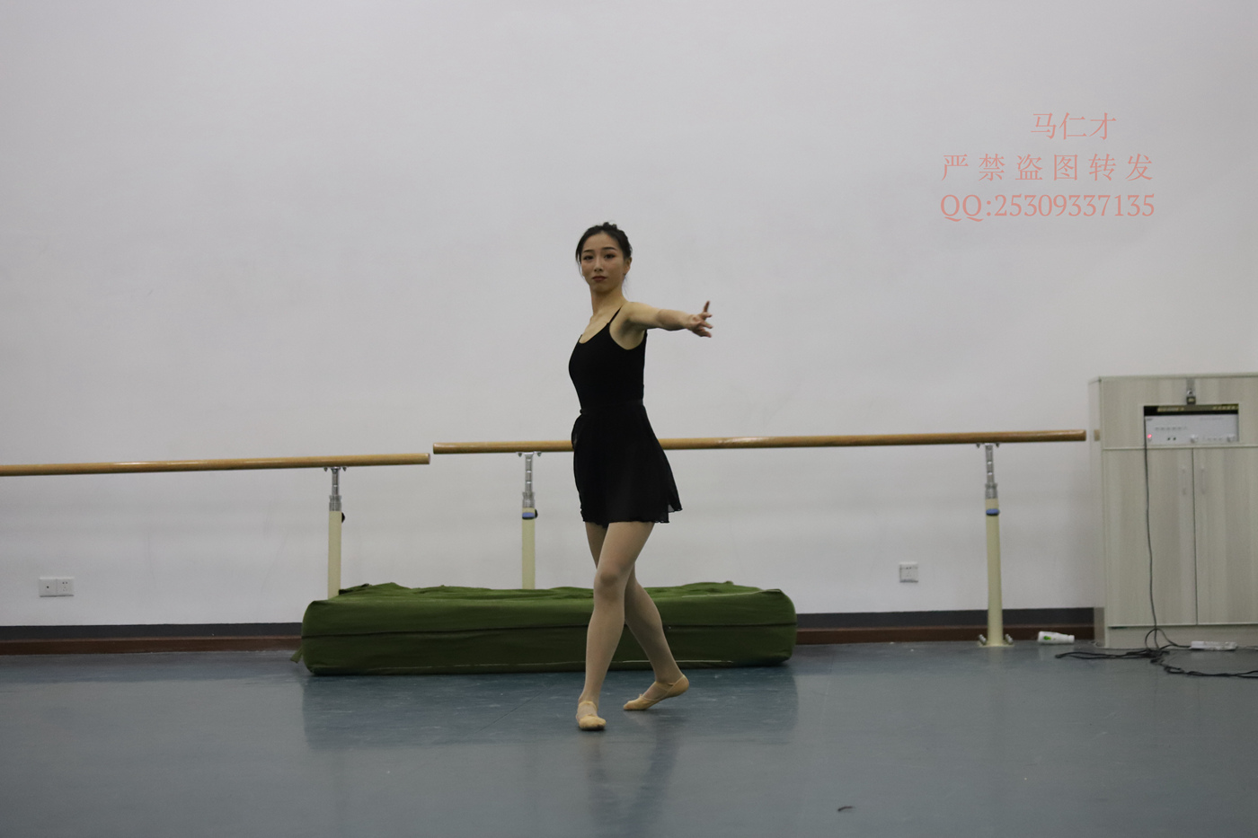 图片[103]-大西瓜爱牙膏-2018 9月活动 模特2（二） 肉丝 舞蹈 [259P] – 速更版-美库