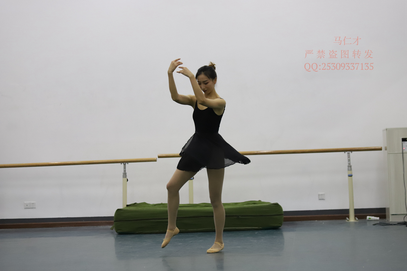 图片[105]-大西瓜爱牙膏-2018 9月活动 模特2（二） 肉丝 舞蹈 [259P] – 速更版-美库