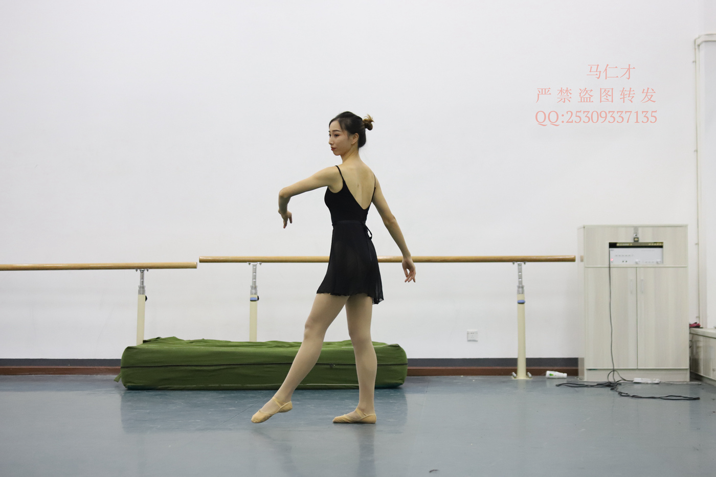 图片[109]-大西瓜爱牙膏-2018 9月活动 模特2（二） 肉丝 舞蹈 [259P] – 速更版-美库