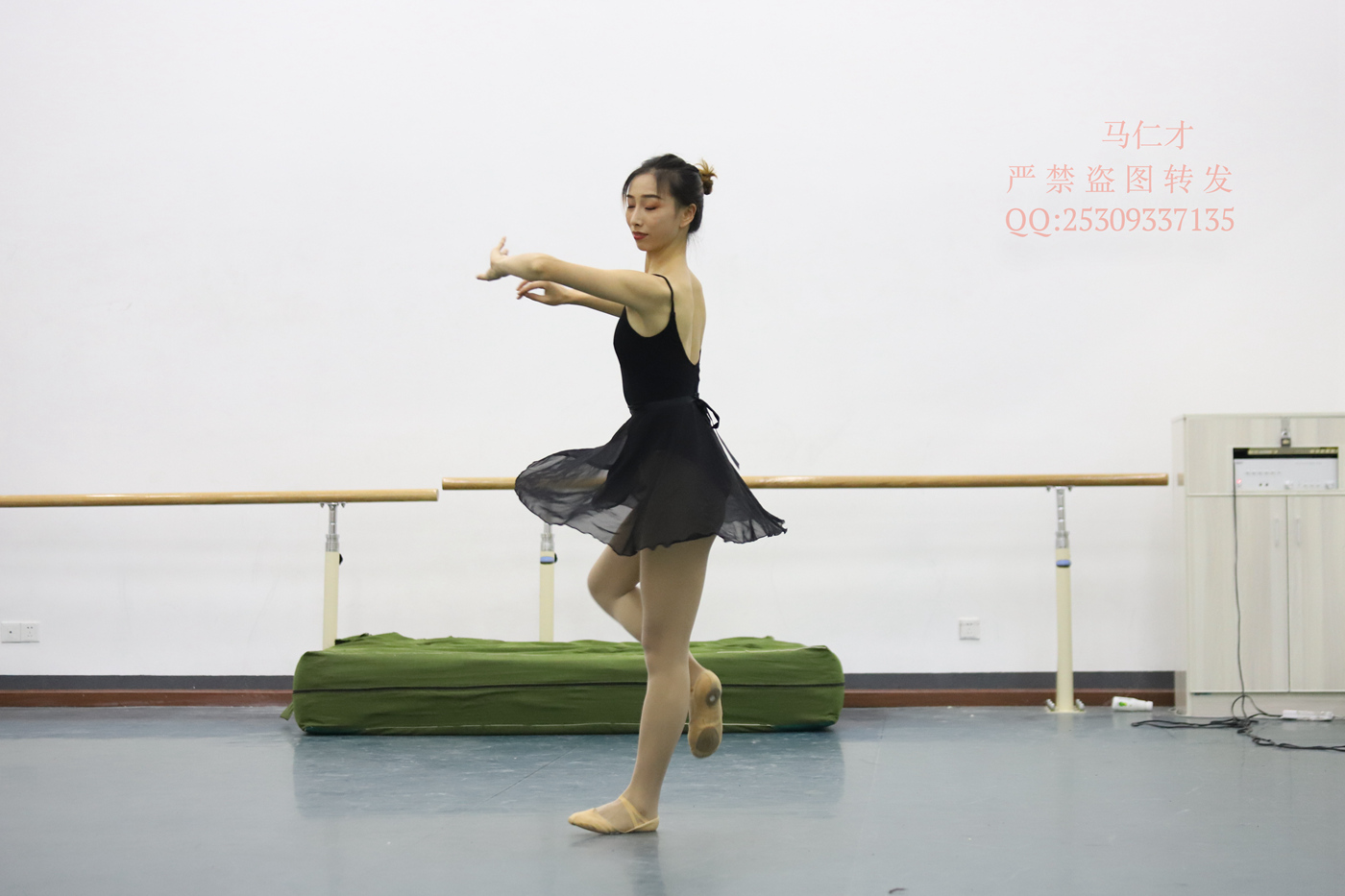 图片[112]-大西瓜爱牙膏-2018 9月活动 模特2（二） 肉丝 舞蹈 [259P] – 速更版-美库