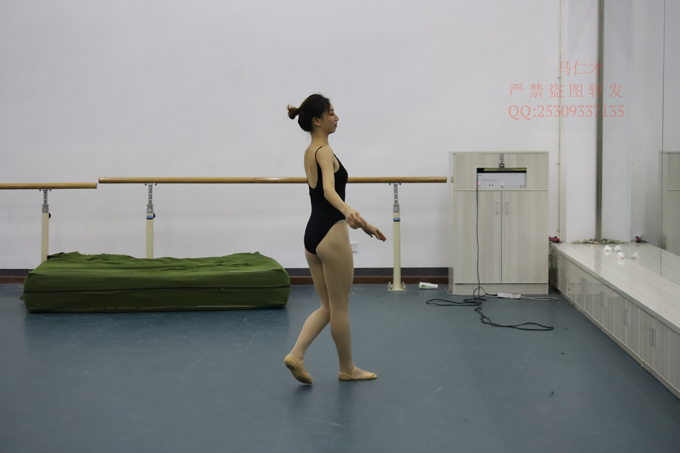 图片[233]-大西瓜爱牙膏-2018 9月活动 模特2（二） 肉丝 舞蹈 [259P] – 速更版-美库