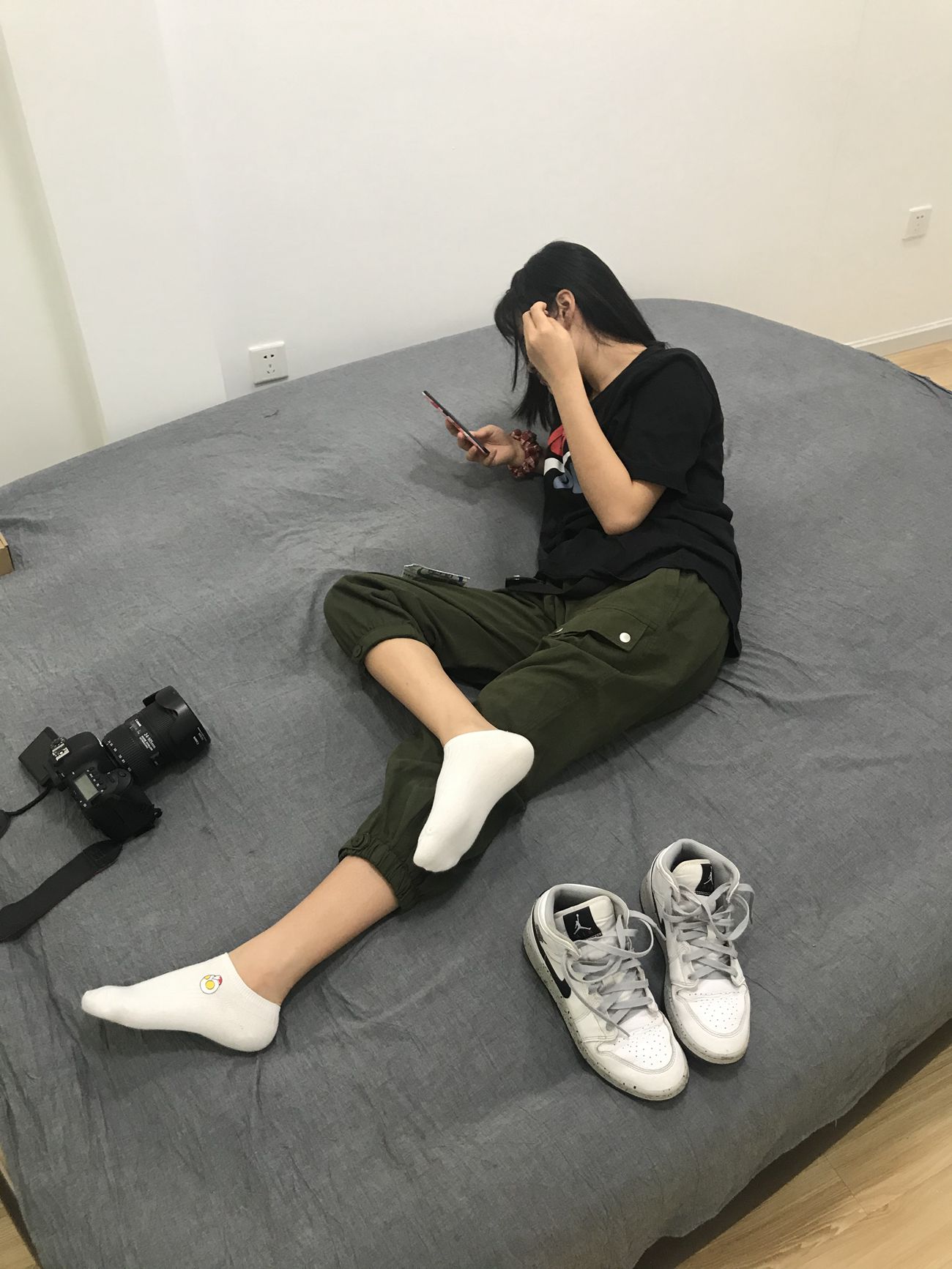 图片[24]-[誉铭传媒]袜足摄影 2021年《06月份微信公众号付费福利》[76P] – 速更版-美库