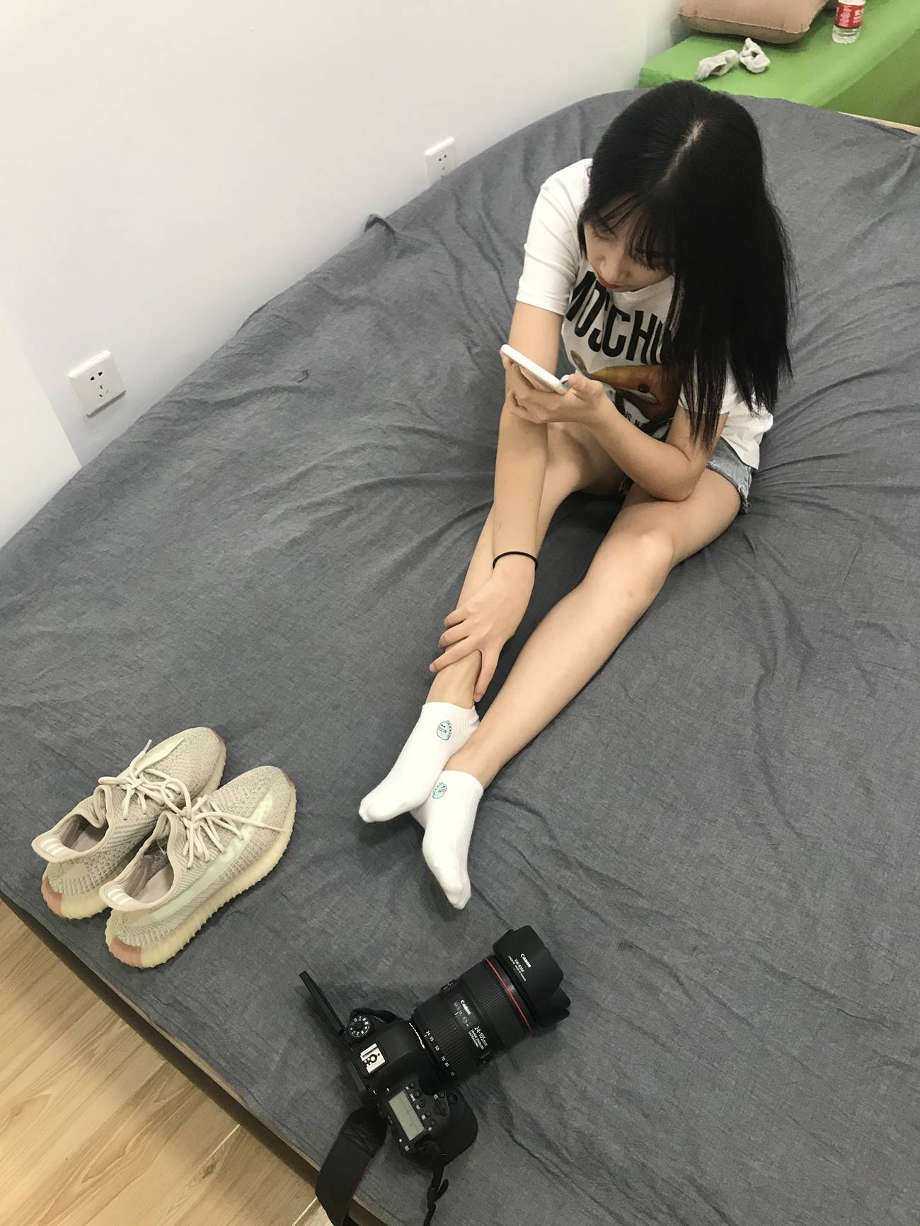 图片[39]-[誉铭传媒]袜足摄影 2021年《06月份微信公众号付费福利》[76P] – 速更版-美库