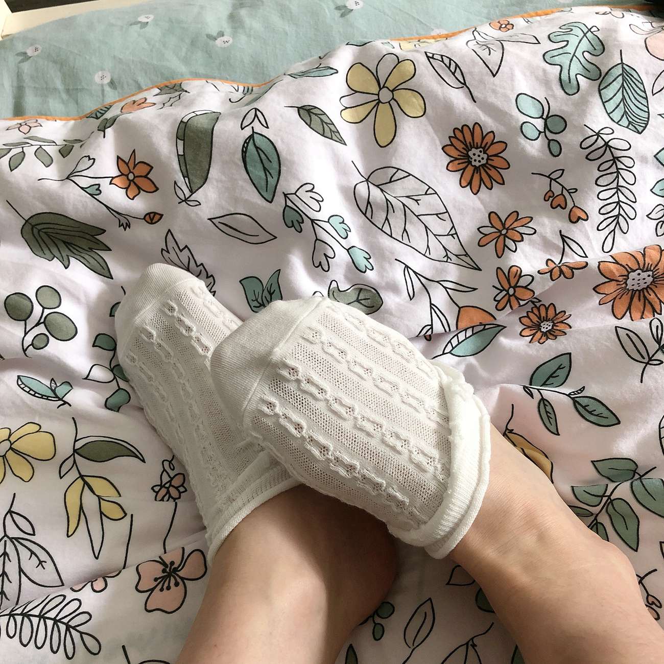 图片[54]-[誉铭传媒]袜足摄影 2021年《06月份微信公众号付费福利》[76P] – 速更版-美库