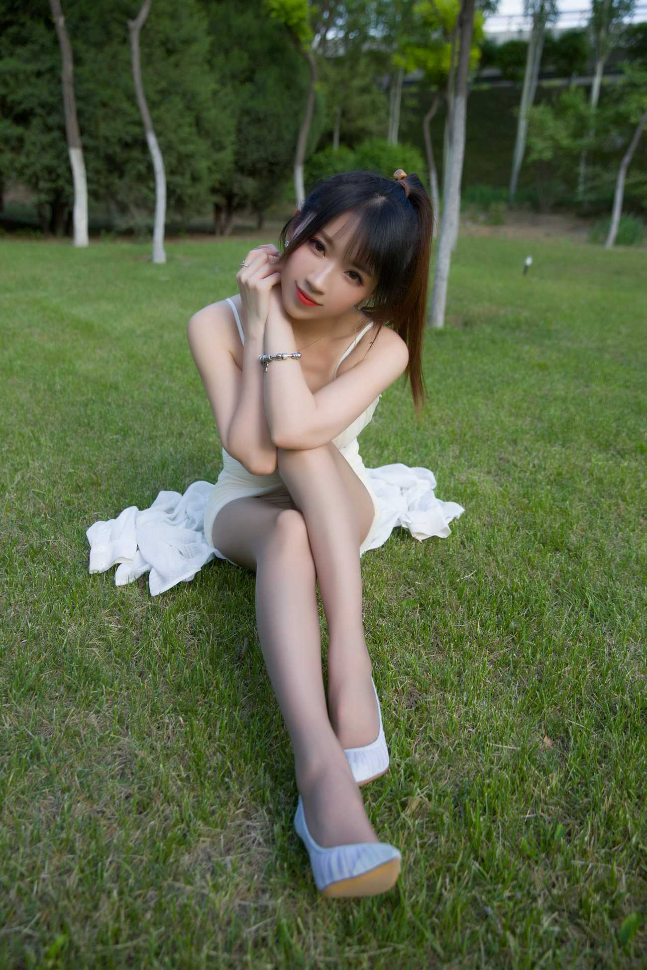 图片[20]-小女巫露娜 – 户外小米裙[62P] – 速更版-美库