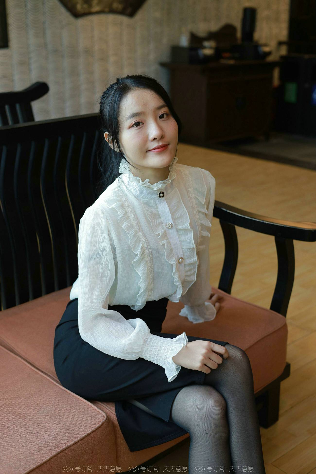 图片[45]-[IESS异思趣向] 2022.03.02 丝享家1017：婉萍《黑丝咖啡》[90P] – 速更版-美库