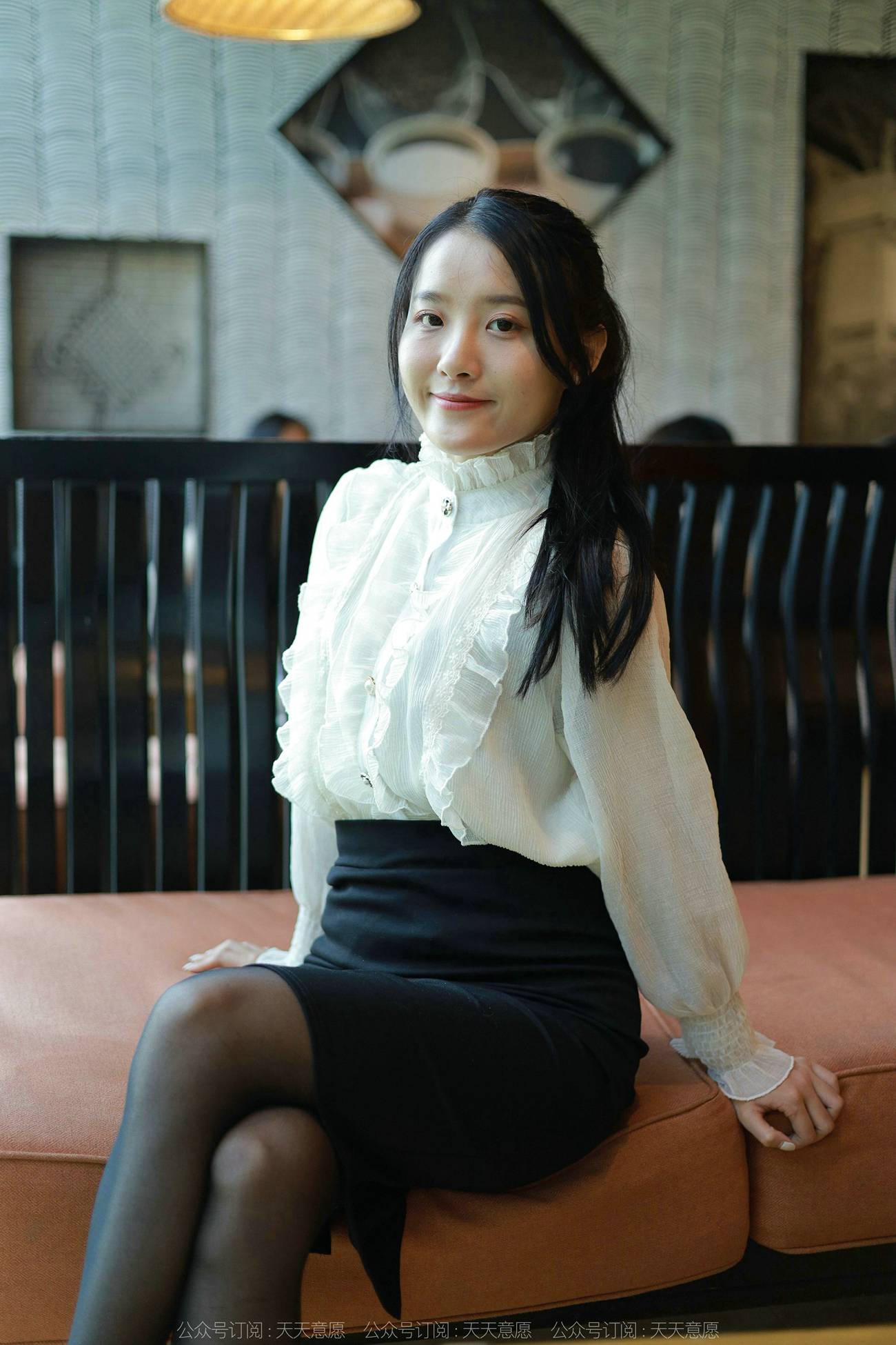 图片[63]-[IESS异思趣向] 2022.03.02 丝享家1017：婉萍《黑丝咖啡》[90P] – 速更版-美库