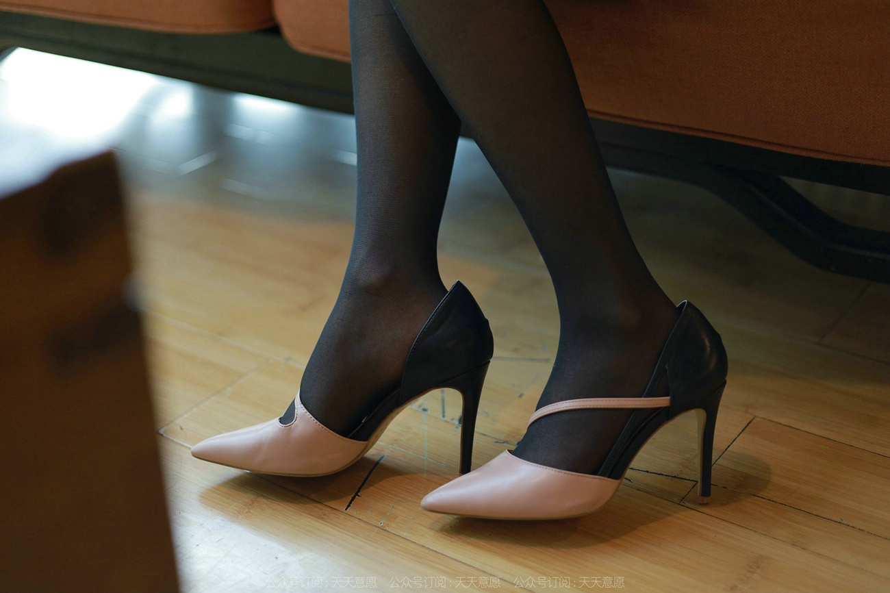 图片[66]-[IESS异思趣向] 2022.03.02 丝享家1017：婉萍《黑丝咖啡》[90P] – 速更版-美库