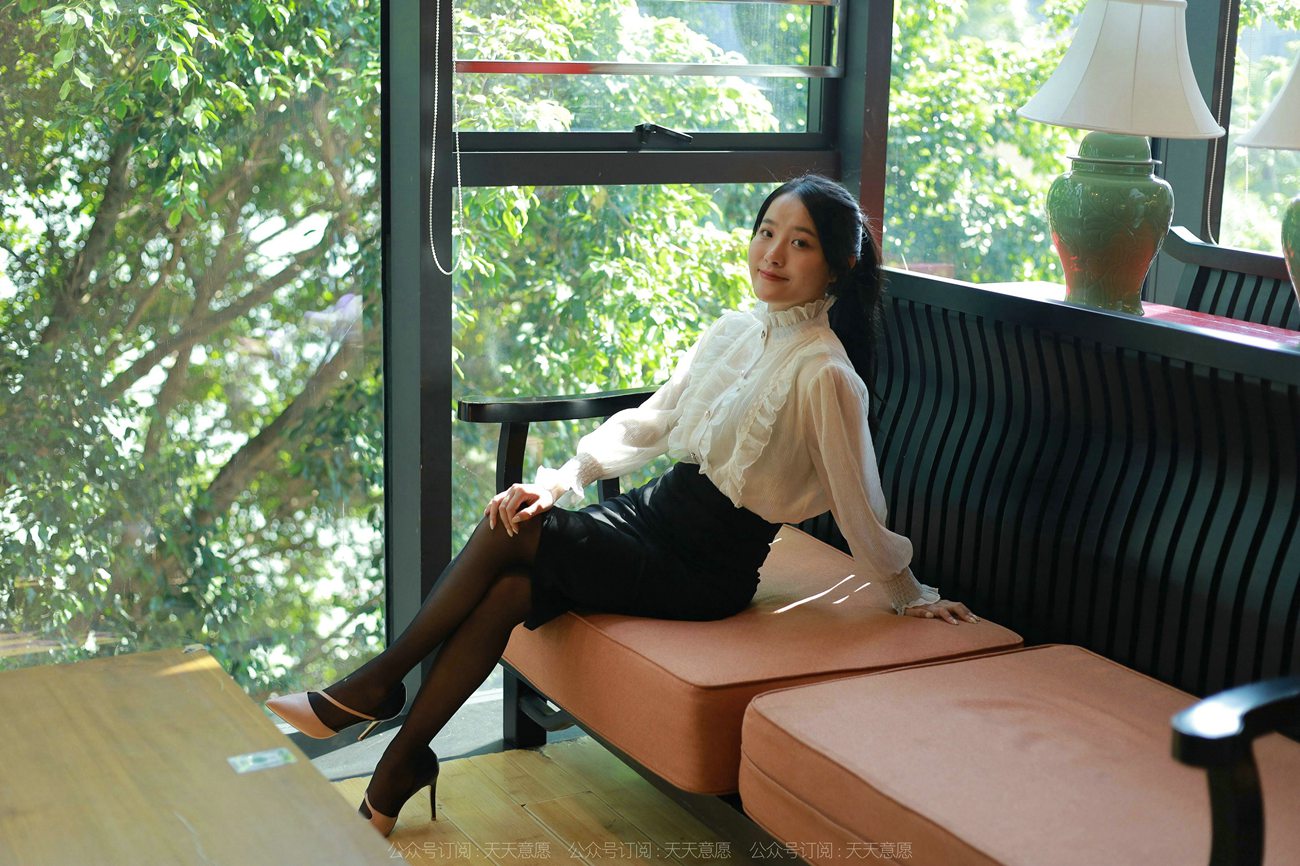 图片[83]-[IESS异思趣向] 2022.03.02 丝享家1017：婉萍《黑丝咖啡》[90P] – 速更版-美库