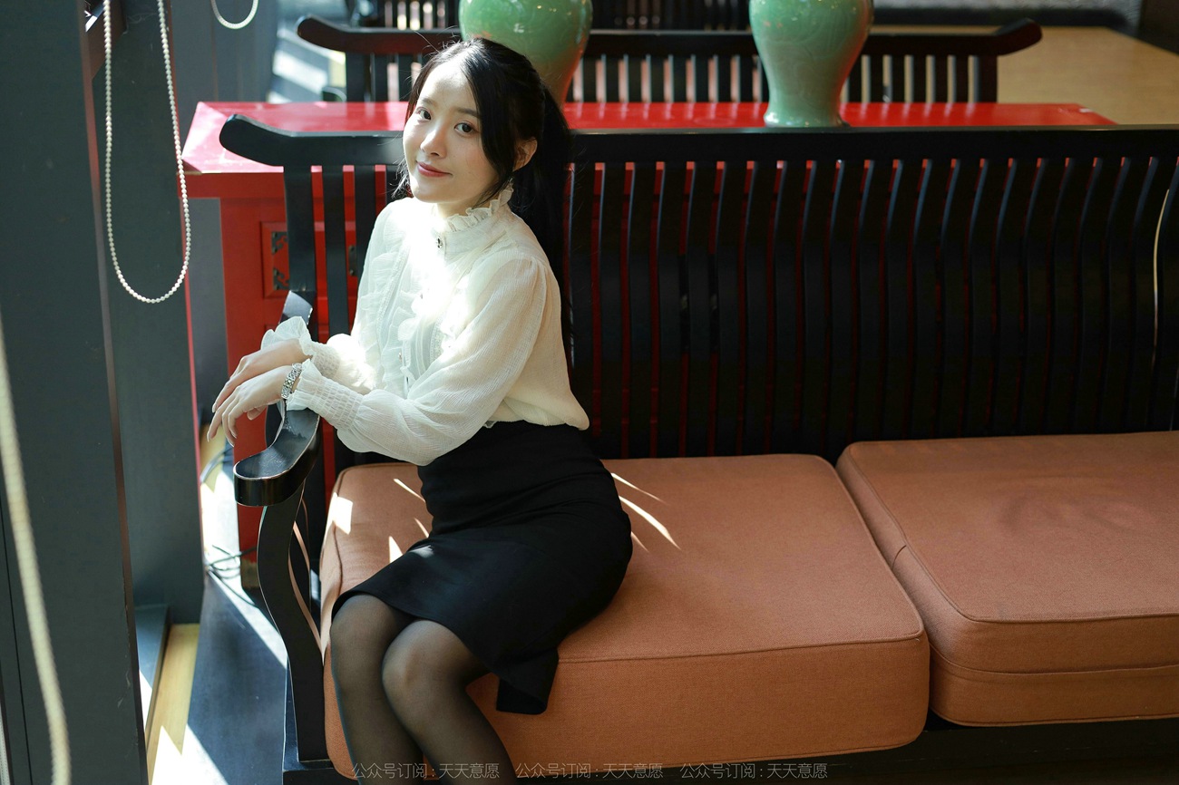 图片[90]-[IESS异思趣向] 2022.03.02 丝享家1017：婉萍《黑丝咖啡》[90P] – 速更版-美库