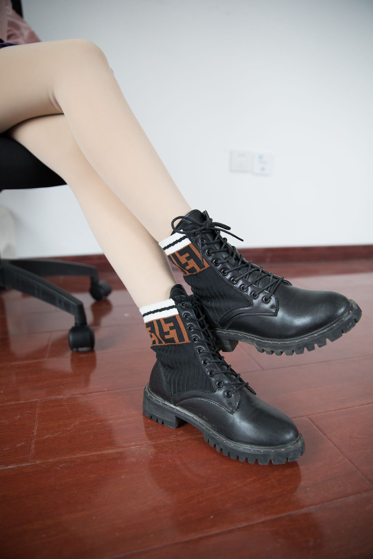 图片[38]-物恋传媒 No.406 秀秀-粉红草莓晶 [154P] – 速更版-美库